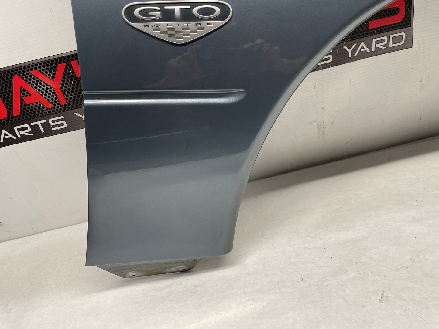 2005 Pontiac GTO RH Passenger Front Fender OEM - Day's Parts Yard