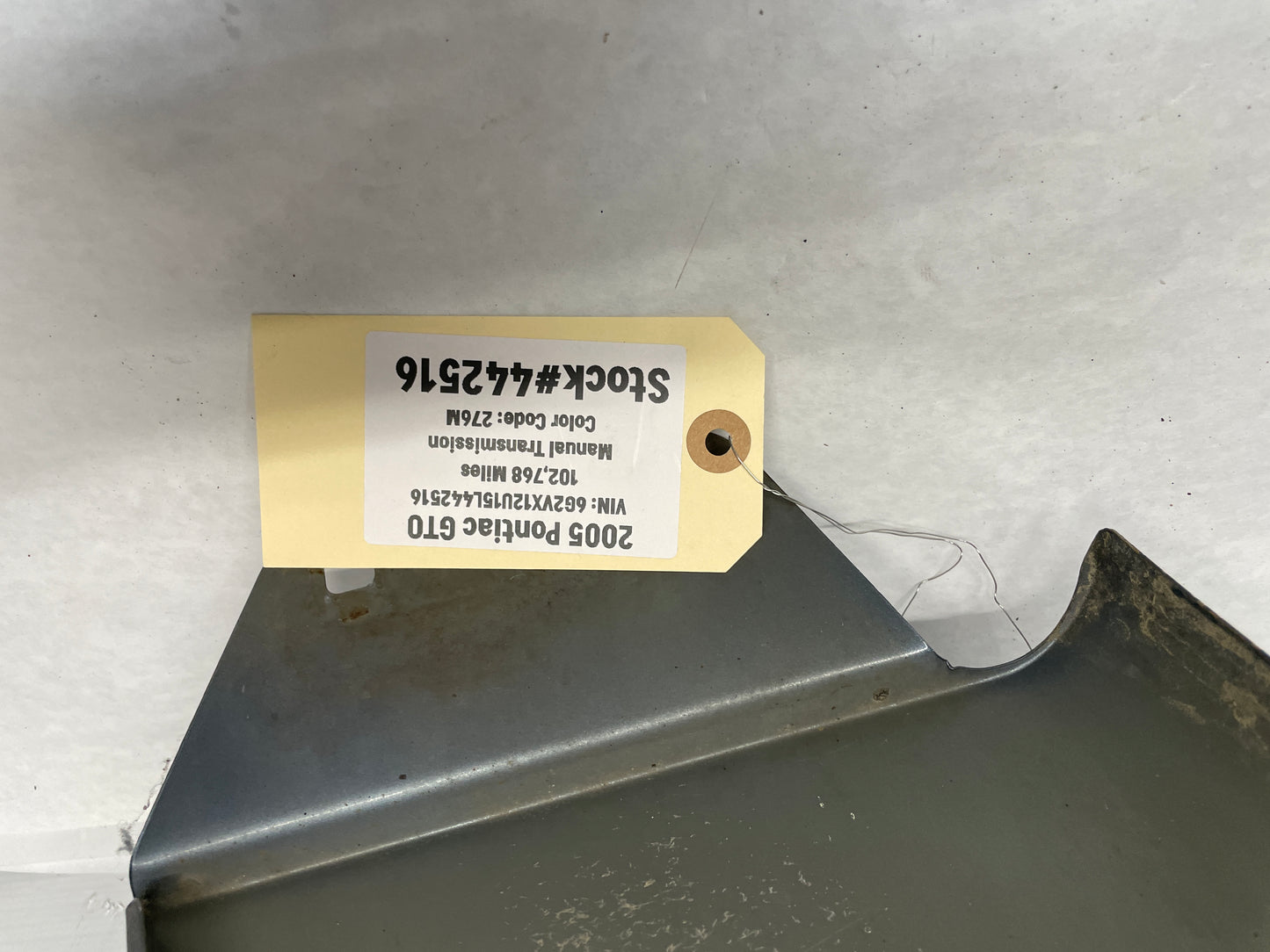 2005 Pontiac GTO RH Passenger Front Fender OEM - Day's Parts Yard