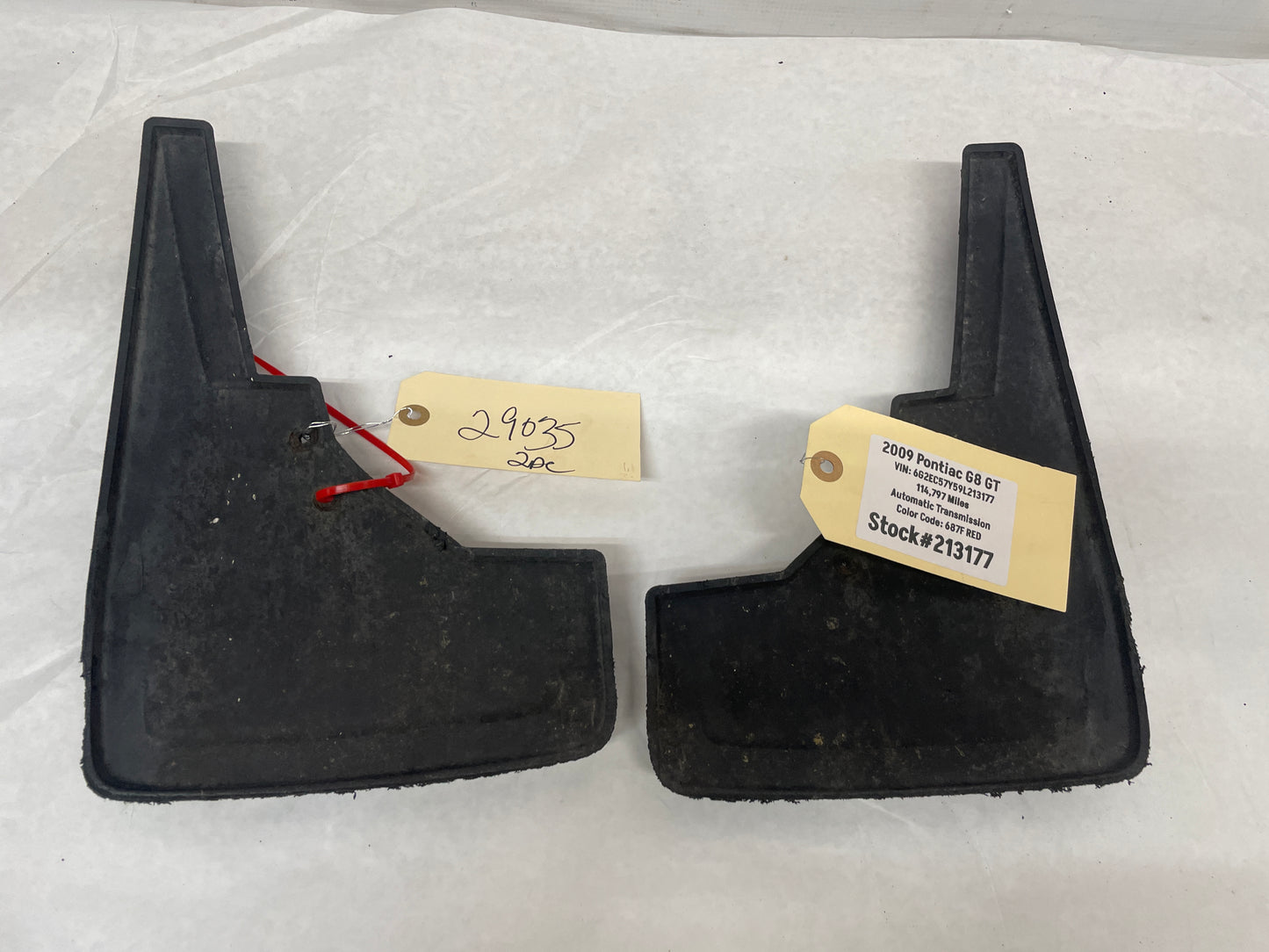 2009 Pontiac G8 GT Holden Front RH & LF Splash Guard Mud Flaps OEM