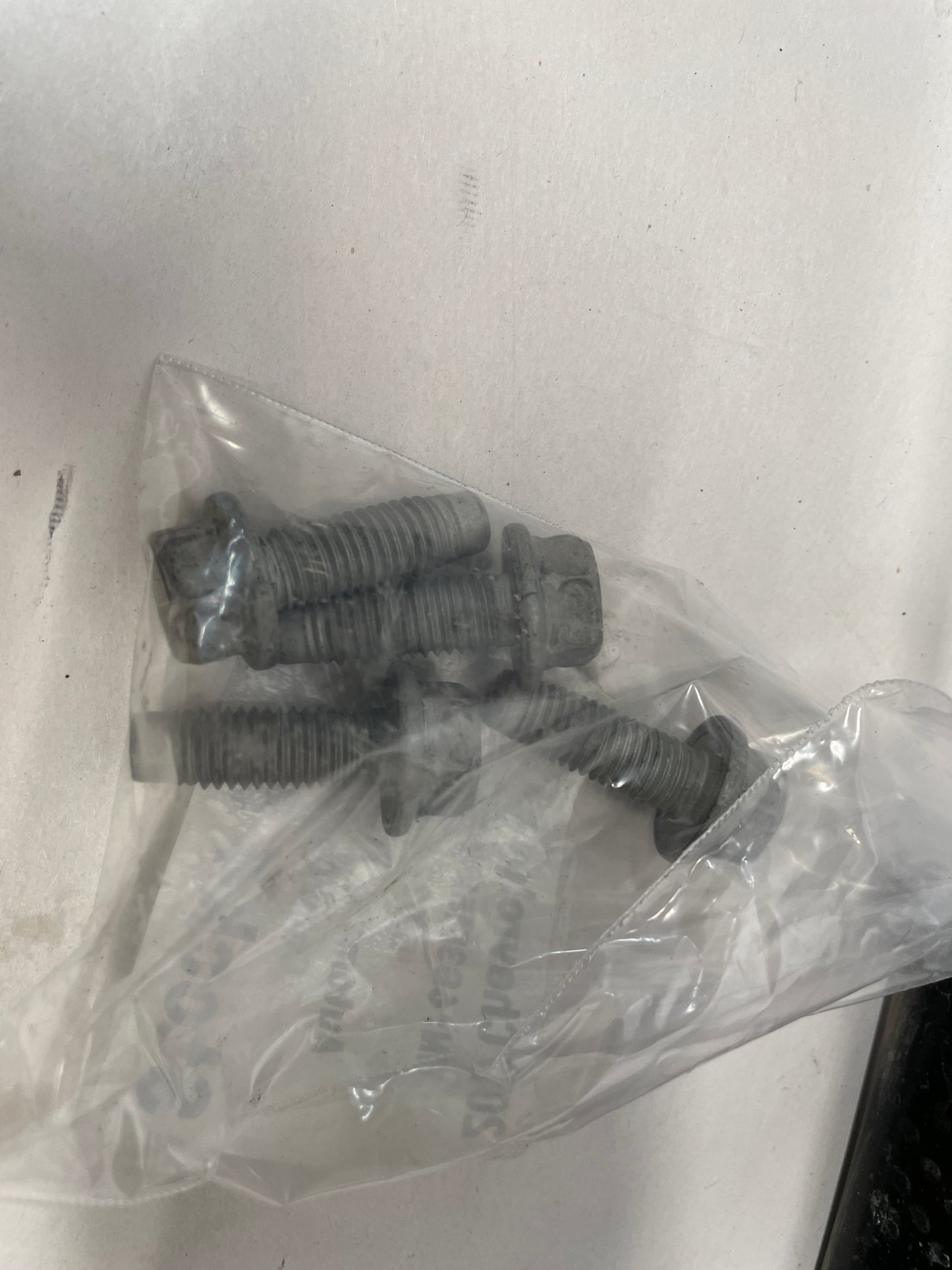 2017 Chevy SS Sedan Transmission Tunnel Body Brace Bracket OEM - Day's Parts Yard