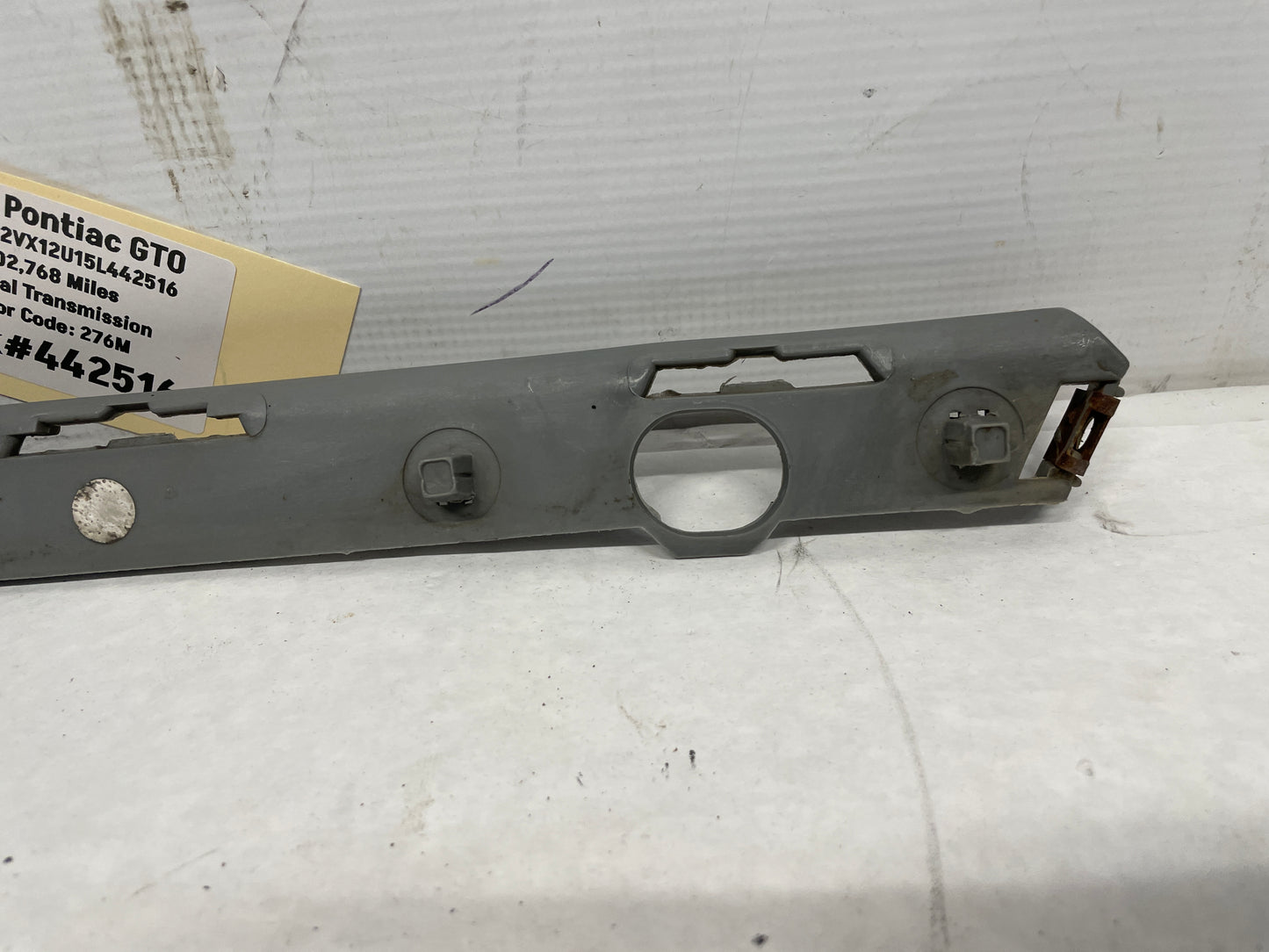 2005 Pontiac GTO RH Passenger Front Bumper Fender Brackets Guide OEM - Day's Parts Yard