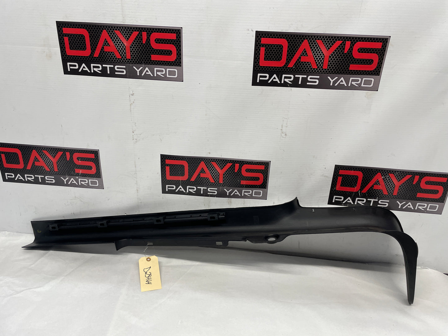 2005 Pontiac GTO LH Driver Interior Sill Carpet Retainer Trim Cover Panel OEM - Day's Parts Yard