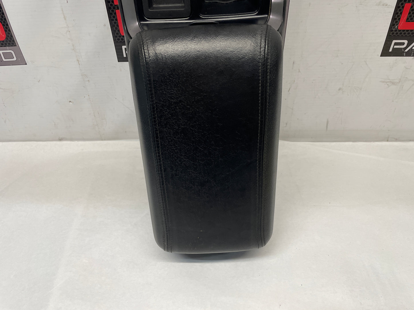 2005 Pontiac GTO Center Console Arm Rest Assembly OEM - Day's Parts Yard