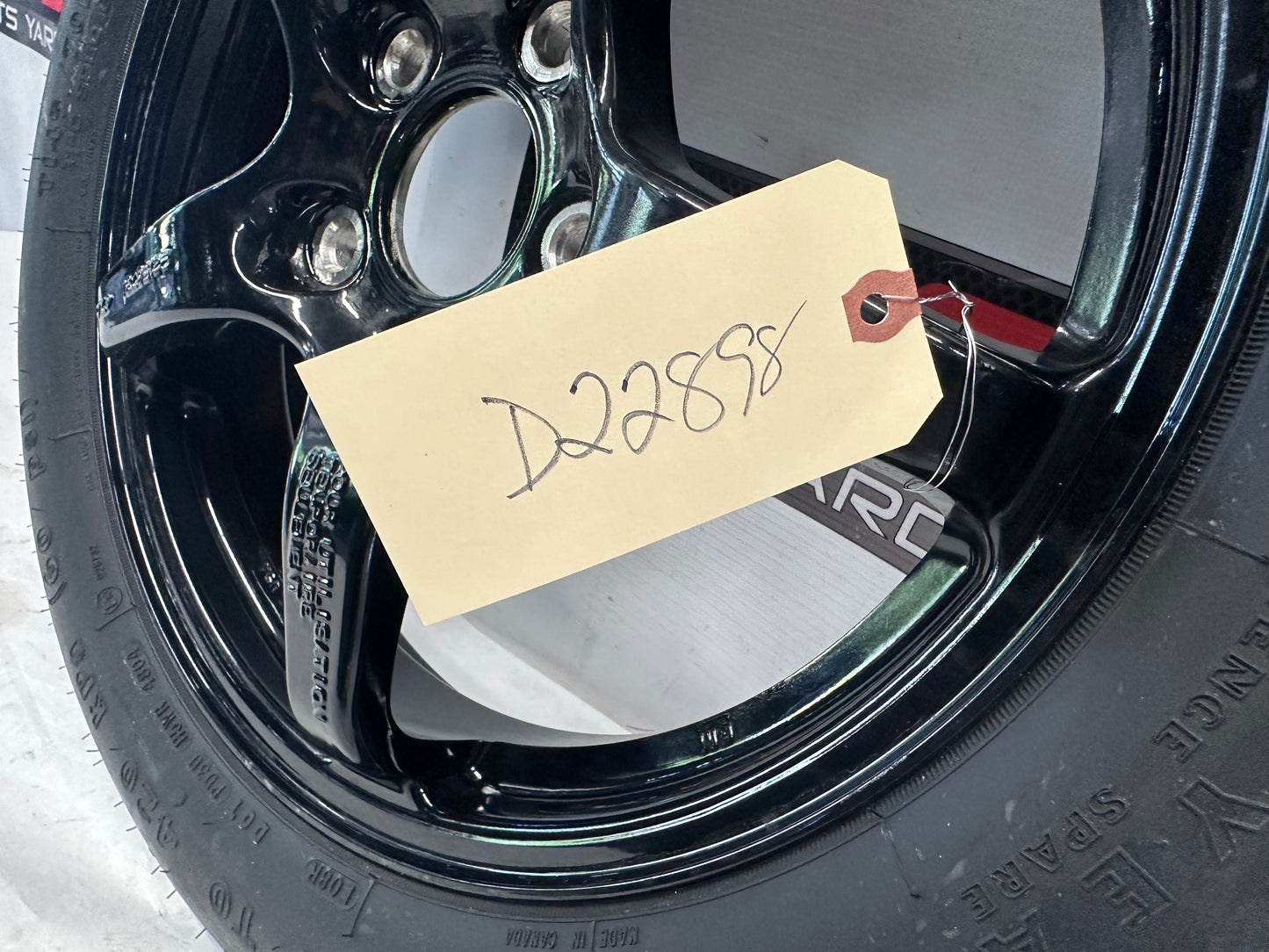 2006 Pontiac GTO Factory OEM Spare Wheel & Tire OEM - Day's Parts Yard