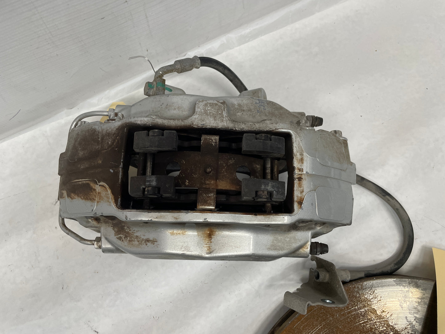2014 Chevy SS Sedan Front Brembo Brake Calipers & Rotors OEM