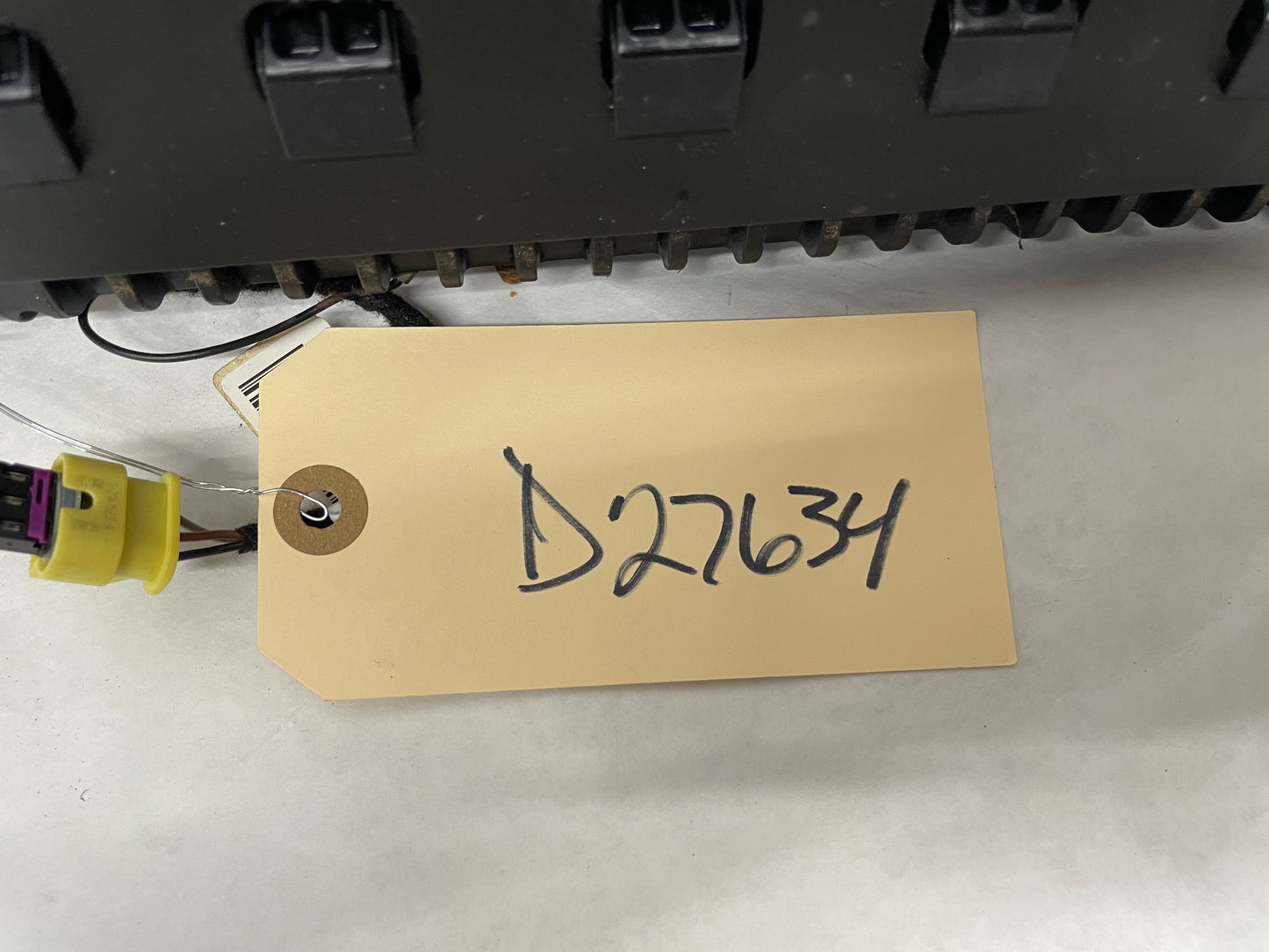 2017 Chevy SS Sedan RH Passenger Lower Knee Dash Airbag Bag OEM