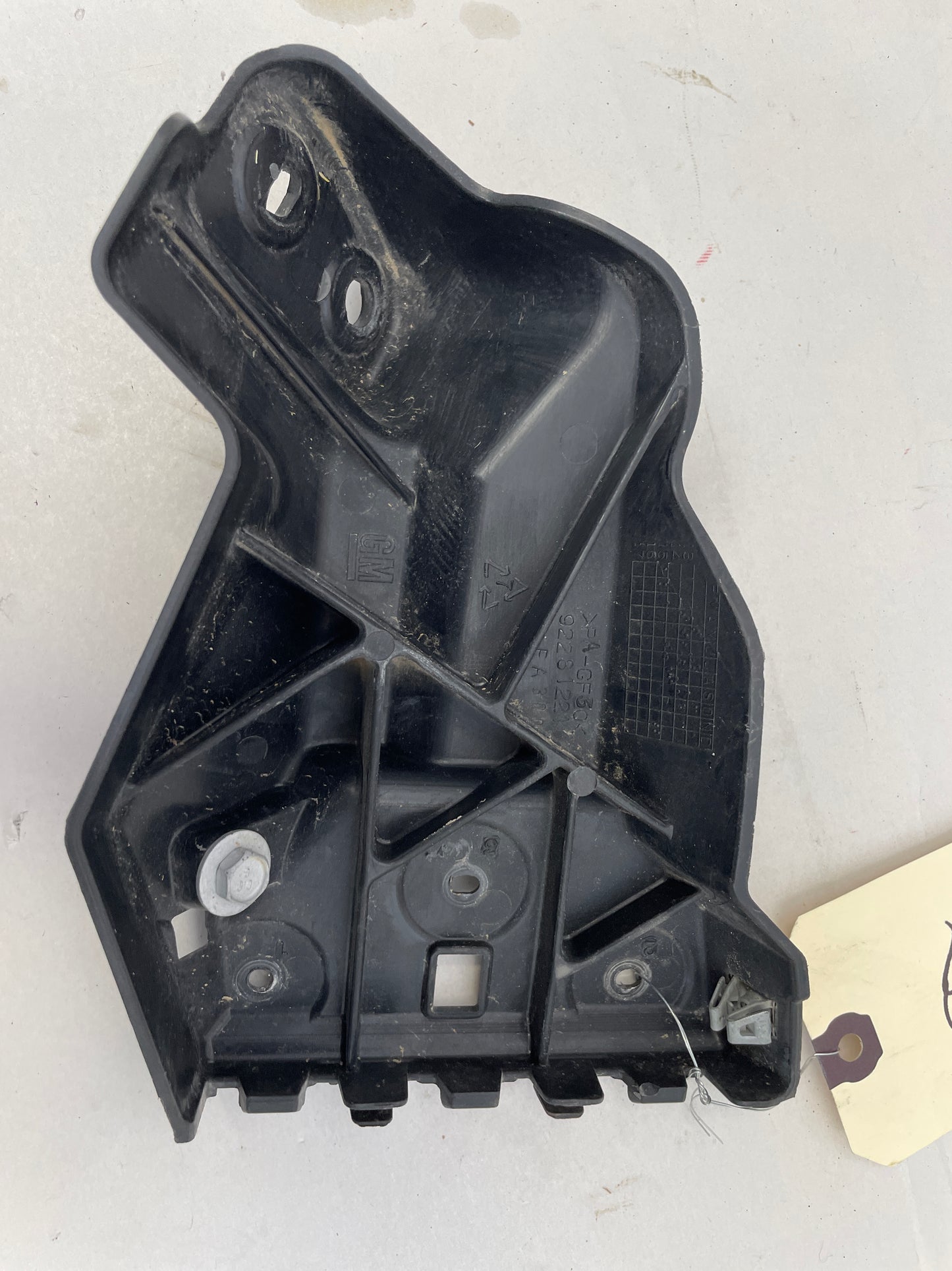 2016 Chevy SS Sedan RH Passenger Fender Bumper Bracket OEM - Day's Parts Yard