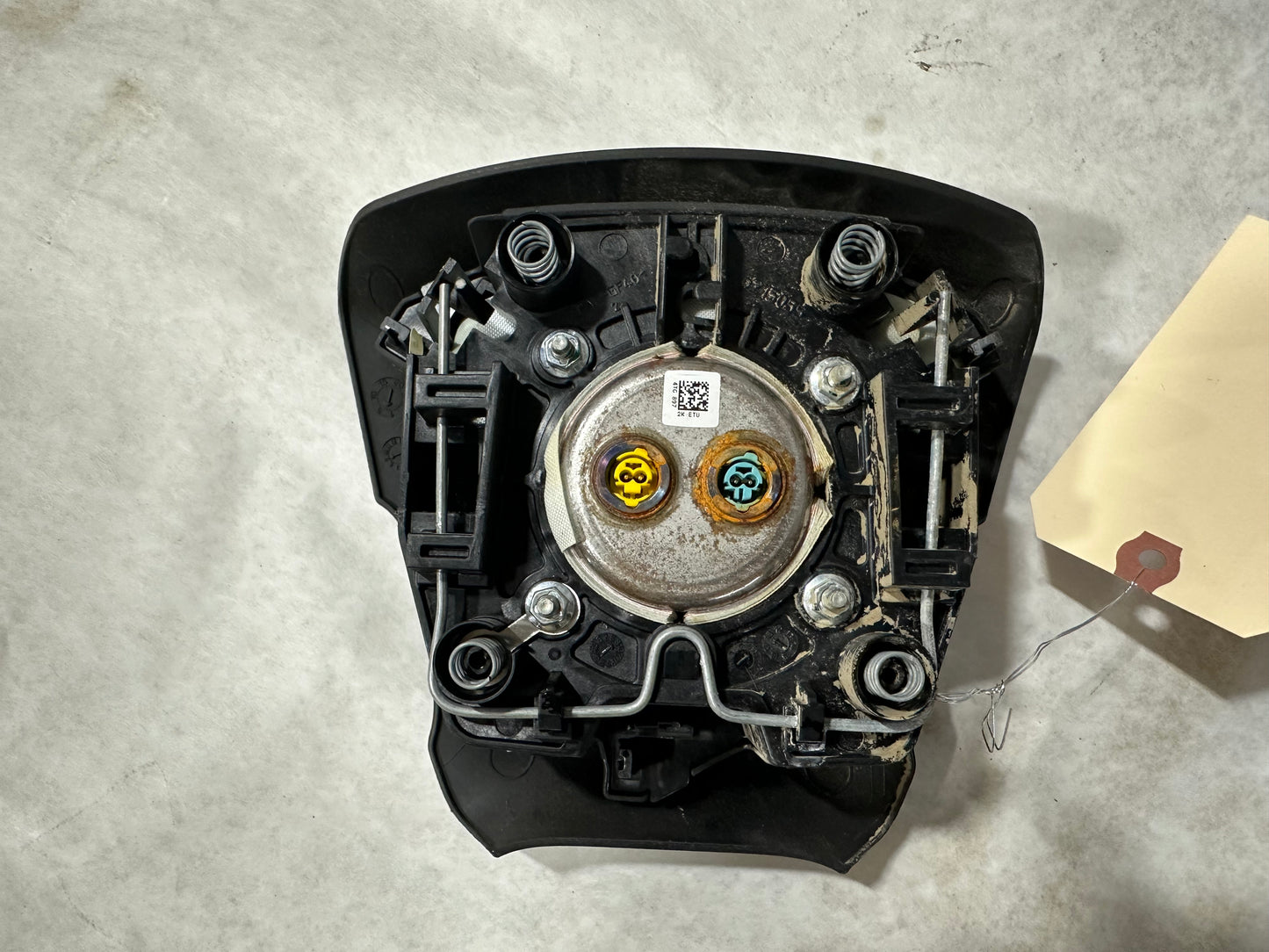 2018 GMC Sierra 1500 SLT Steering Wheel Air Bag Airbag OEM - Day's Parts Yard