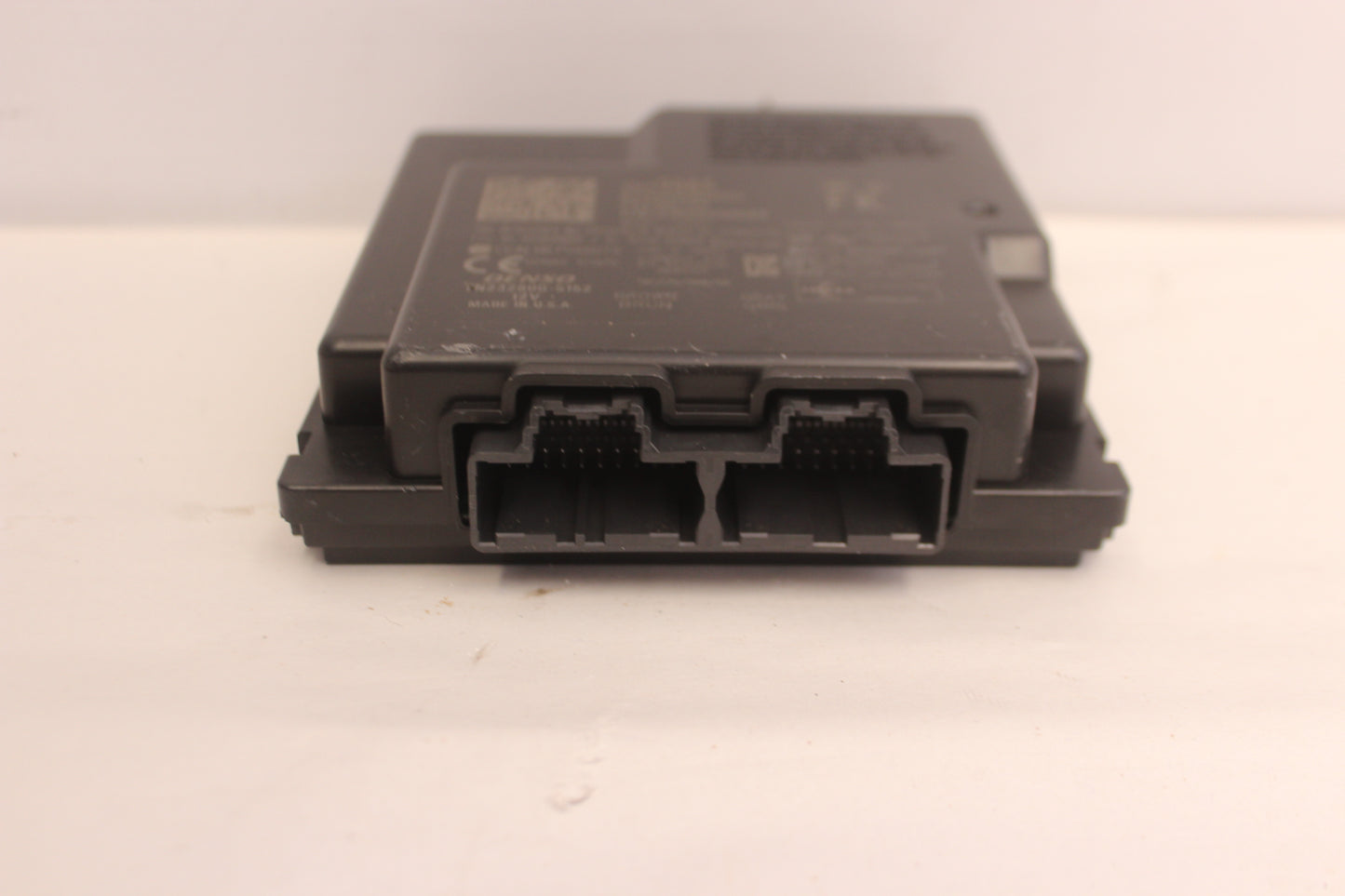 2016 Cadillac ATS-V Keyless Entry Control Module OEM - Day's Parts Yard