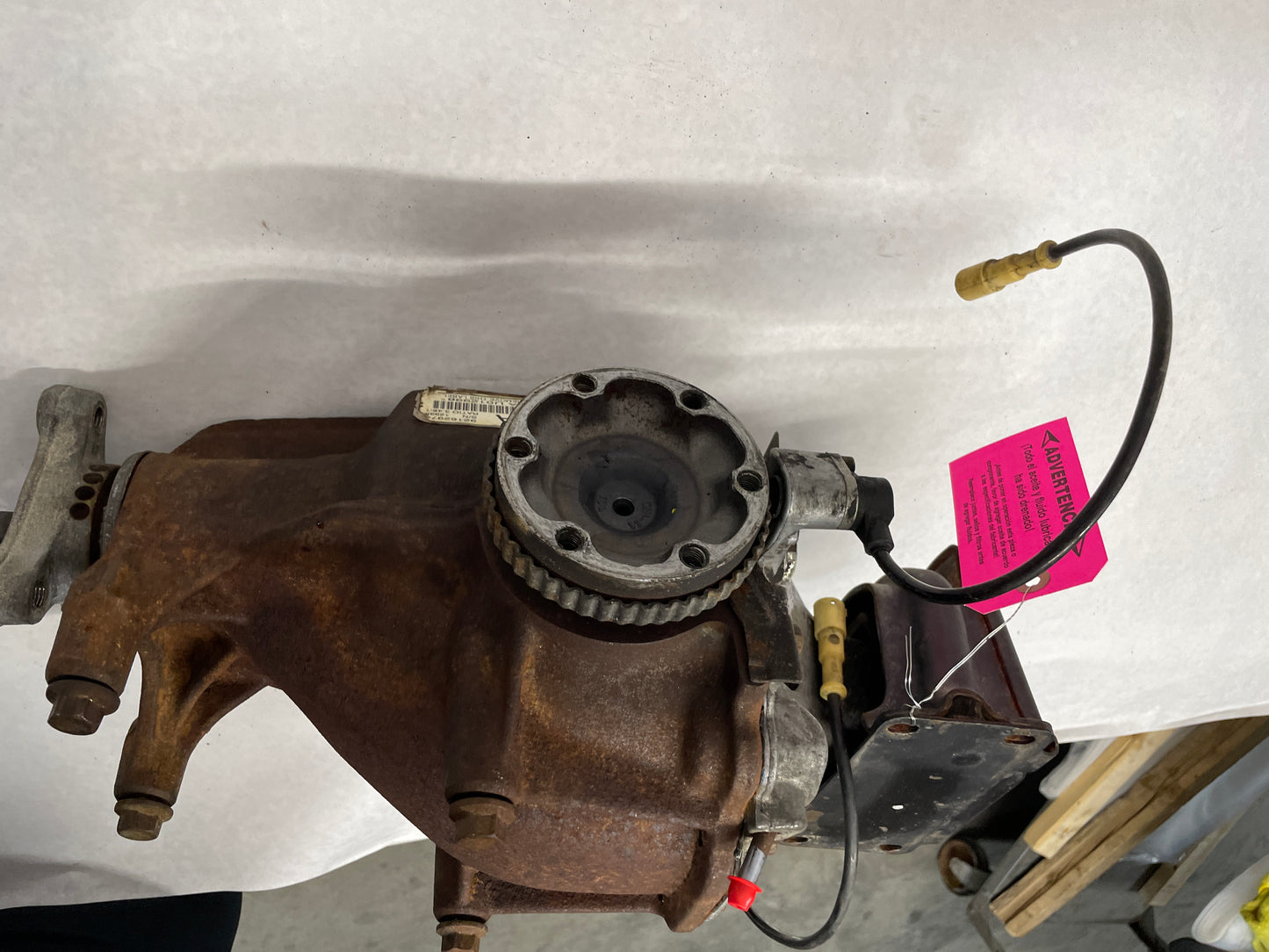 2005 Pontiac GTO Rear End Rearend Carrier Axle Differential 3.46 LSD OEM - Day's Parts Yard