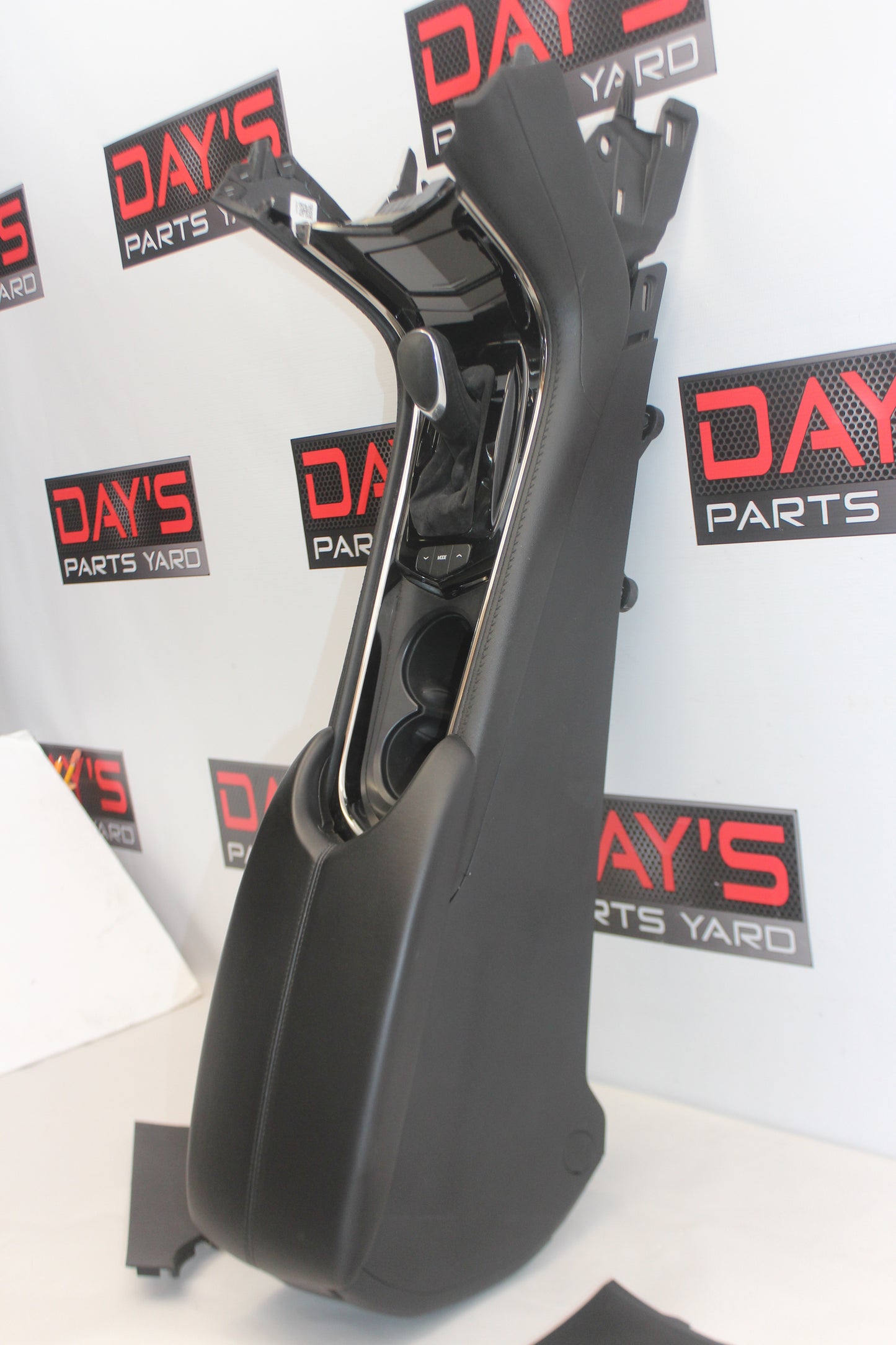 2016 Cadillac ATS-V Center Console w/ Shifter OEM - Day's Parts Yard