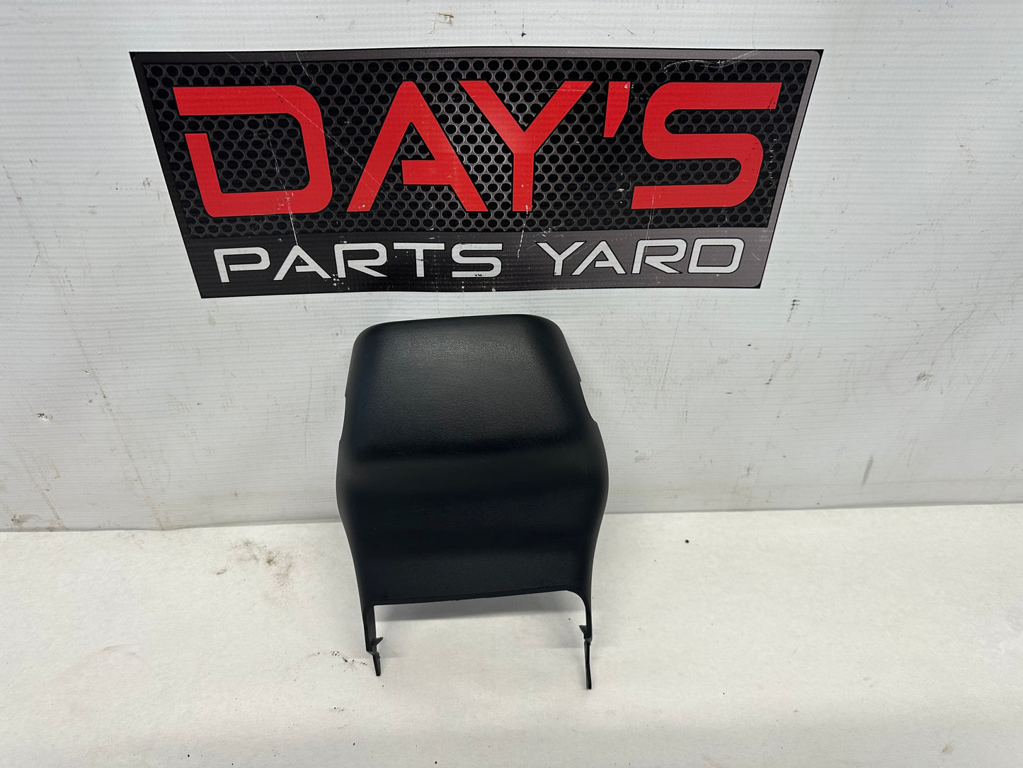 2006 Pontiac GTO Top Column Cover OEM - Day's Parts Yard