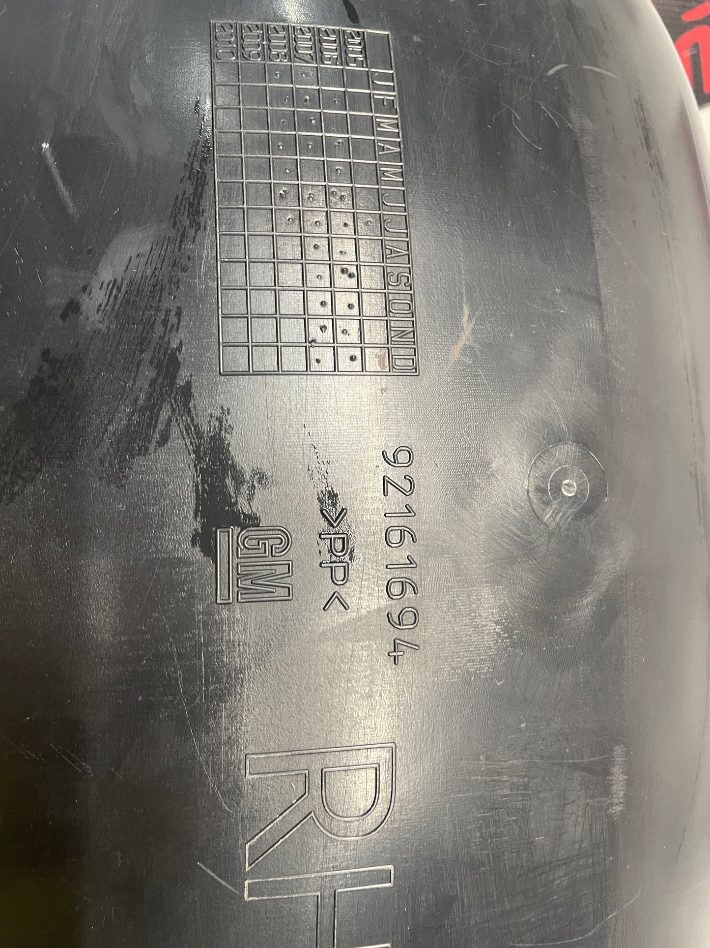 2009 Pontiac G8 GT RH Passenger Rear Fender Wheelhouse Well Liner OEM