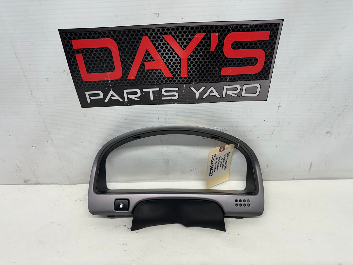 2006 Pontiac GTO Speedometer Gauge Cluster Bezel Trim OEM - Day's Parts Yard