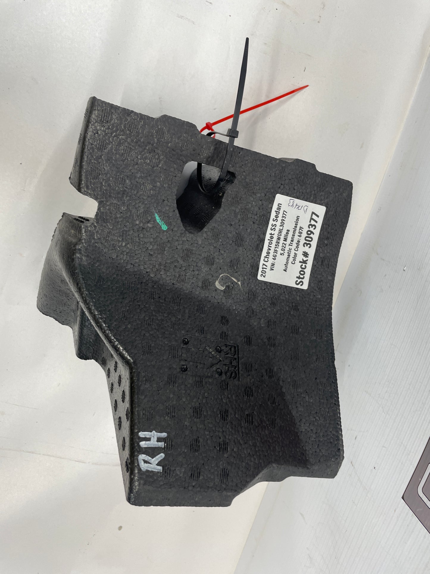 2017 Chevy SS Sedan RH Passenger Foam Fender Filler OEM - Day's Parts Yard