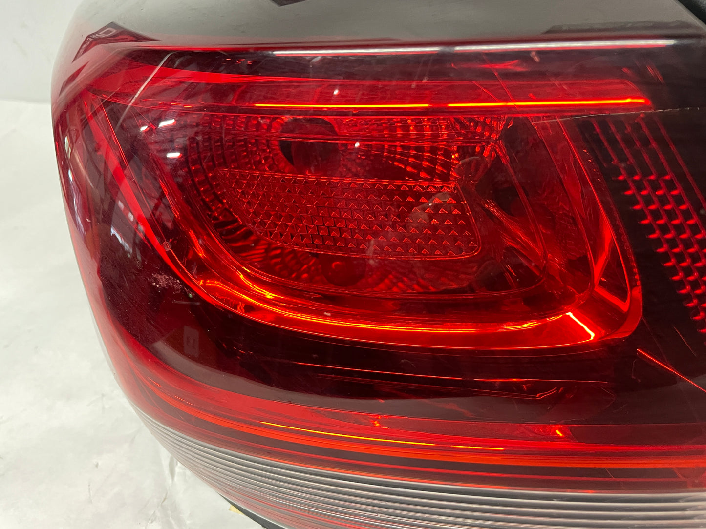 2014 Chevy SS Sedan LH Driver Outer Taillight Tail Light Lamp OEM - Day's Parts Yard