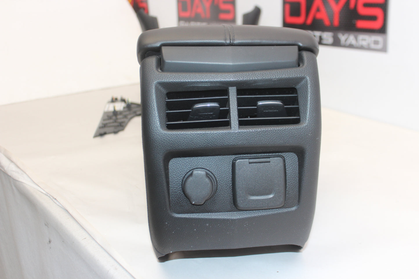 2016 Cadillac ATS-V Center Console w/ Shifter OEM - Day's Parts Yard