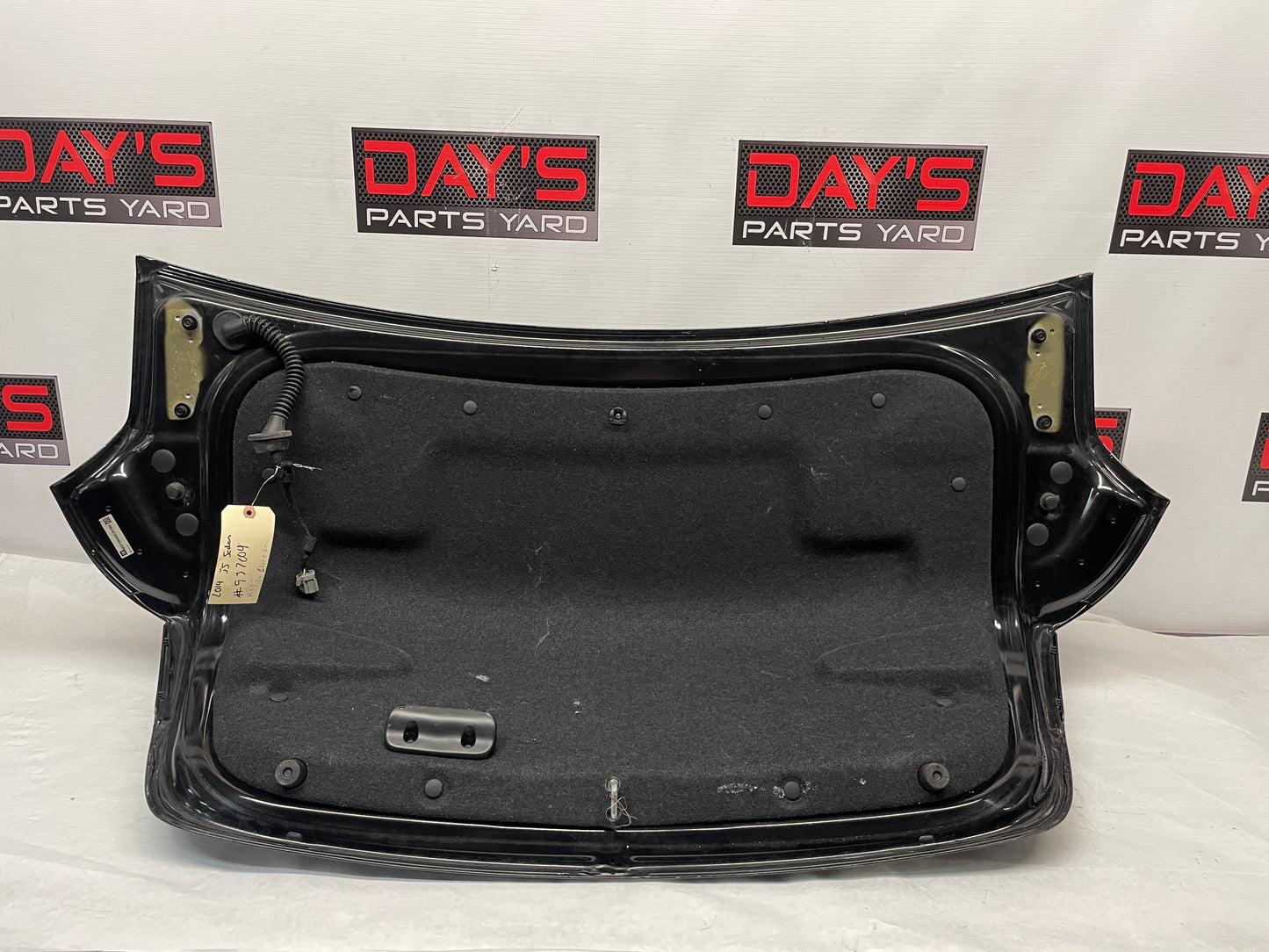 2014 Chevrolet SS Sedan Trunk Deck Lid Black OEM