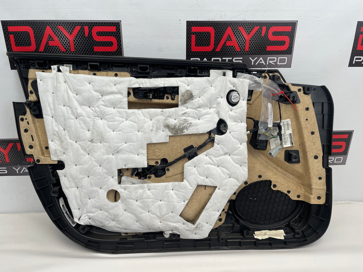2018 Cadillac CTS-V Front RH Passenger Door Panel OEM - Day's Parts Yard