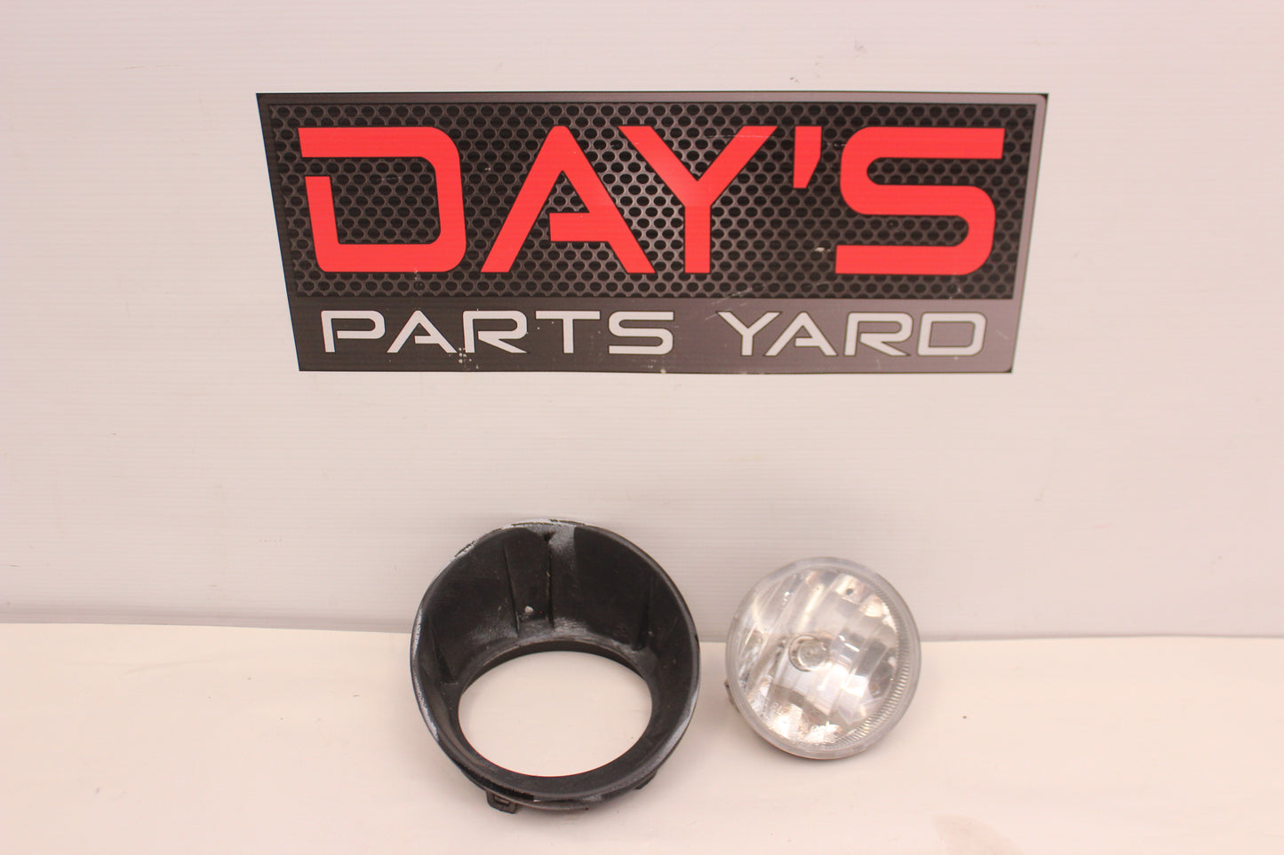 2012 Chevy Camaro SS RH Passenger Fog Light & Bezel OEM - Day's Parts Yard