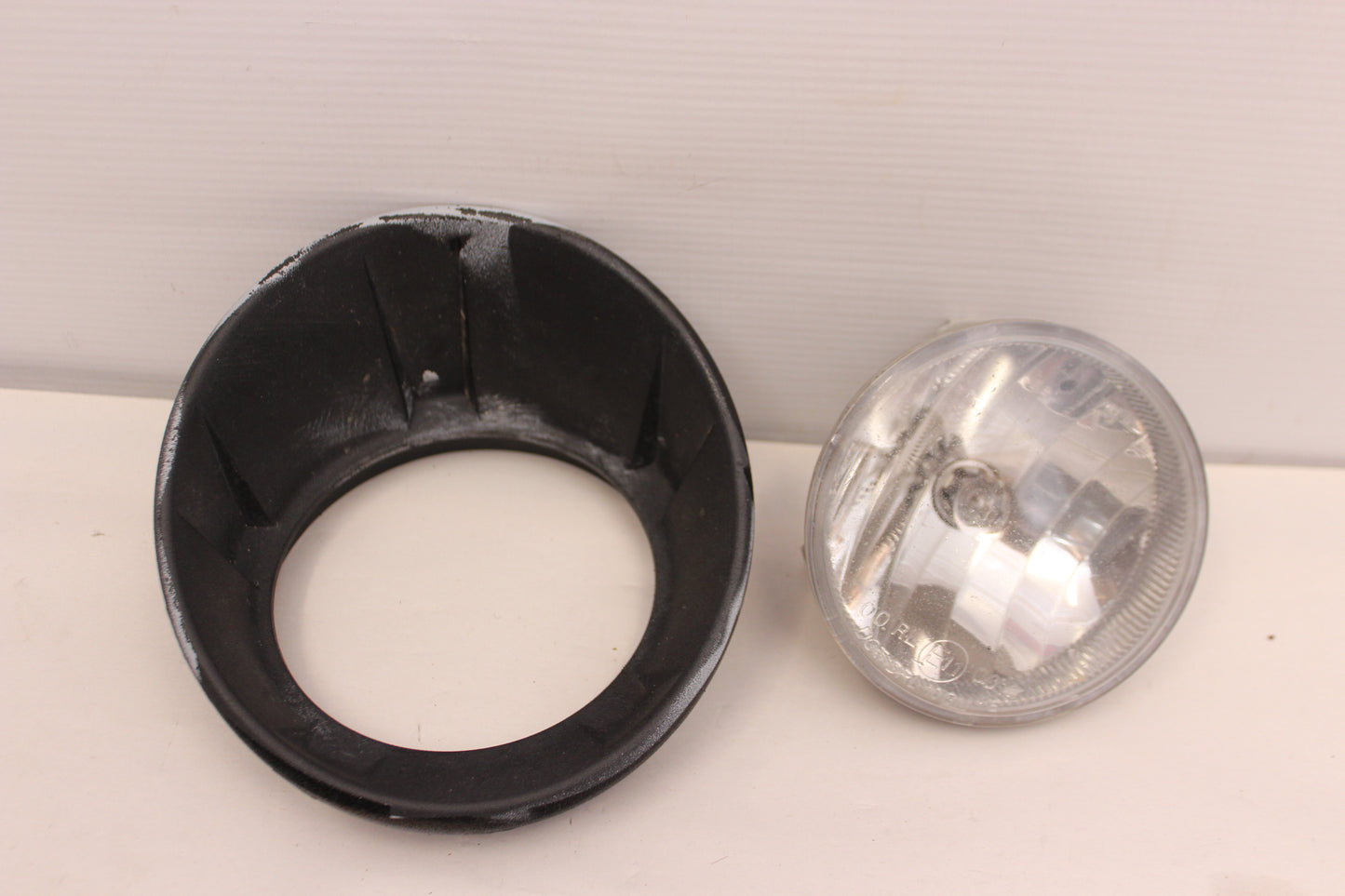 2012 Chevy Camaro SS RH Passenger Fog Light & Bezel OEM - Day's Parts Yard