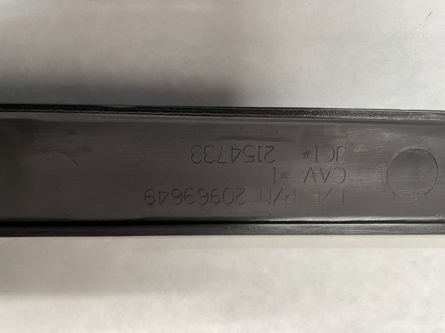 2013 Cadillac CTS-V Coupe Sun Moon Roof Sunroof Trim Surround Garnish Panel OEM - Day's Parts Yard