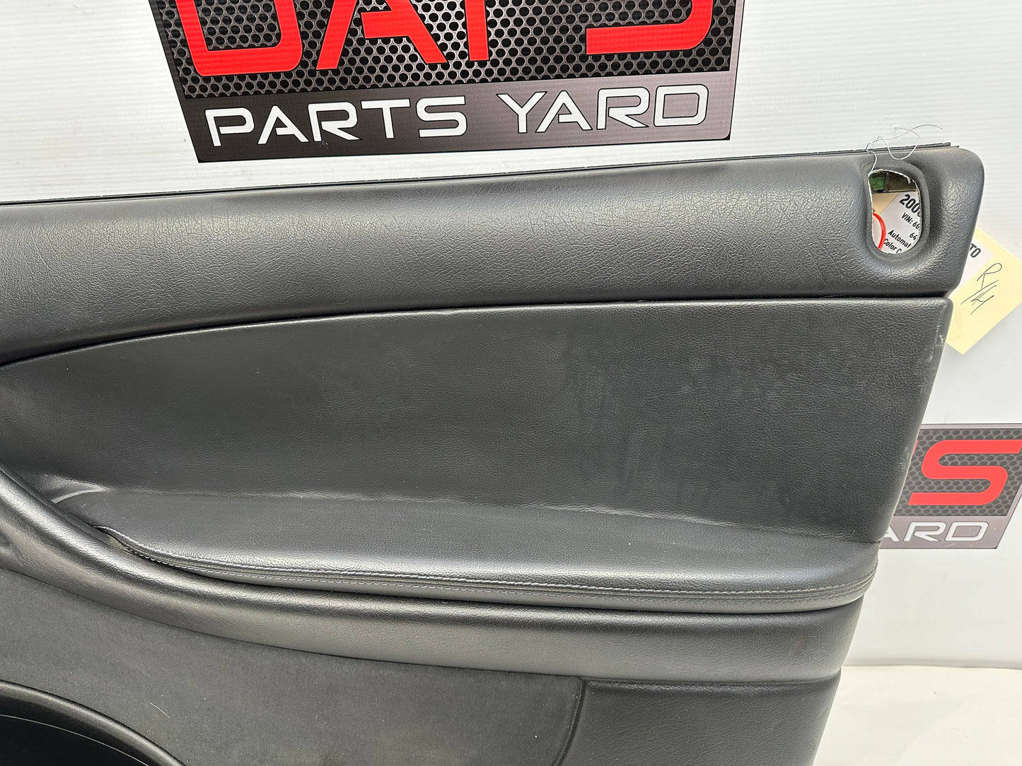 2006 Pontiac GTO Front RH Passenger Door Panel OEM - Day's Parts Yard