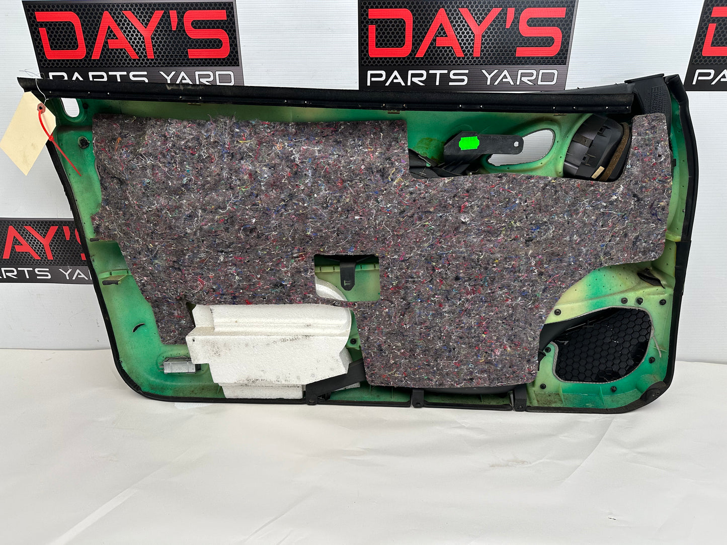 2006 Pontiac GTO Front RH Passenger Door Panel OEM - Day's Parts Yard