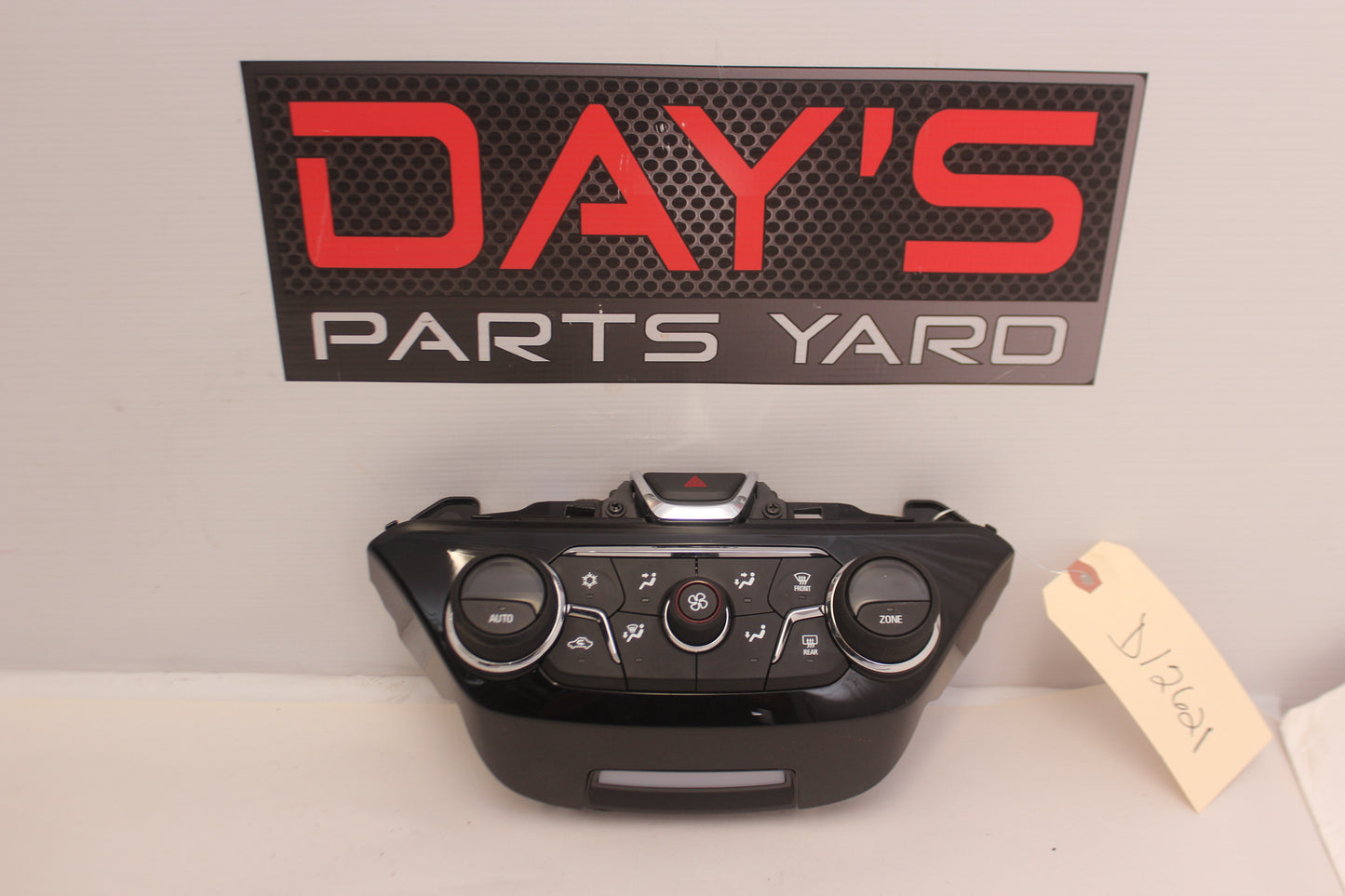 2017 Chevy SS Sedan Heater AC Temperature HVAC Controls OEM - Day's Parts Yard