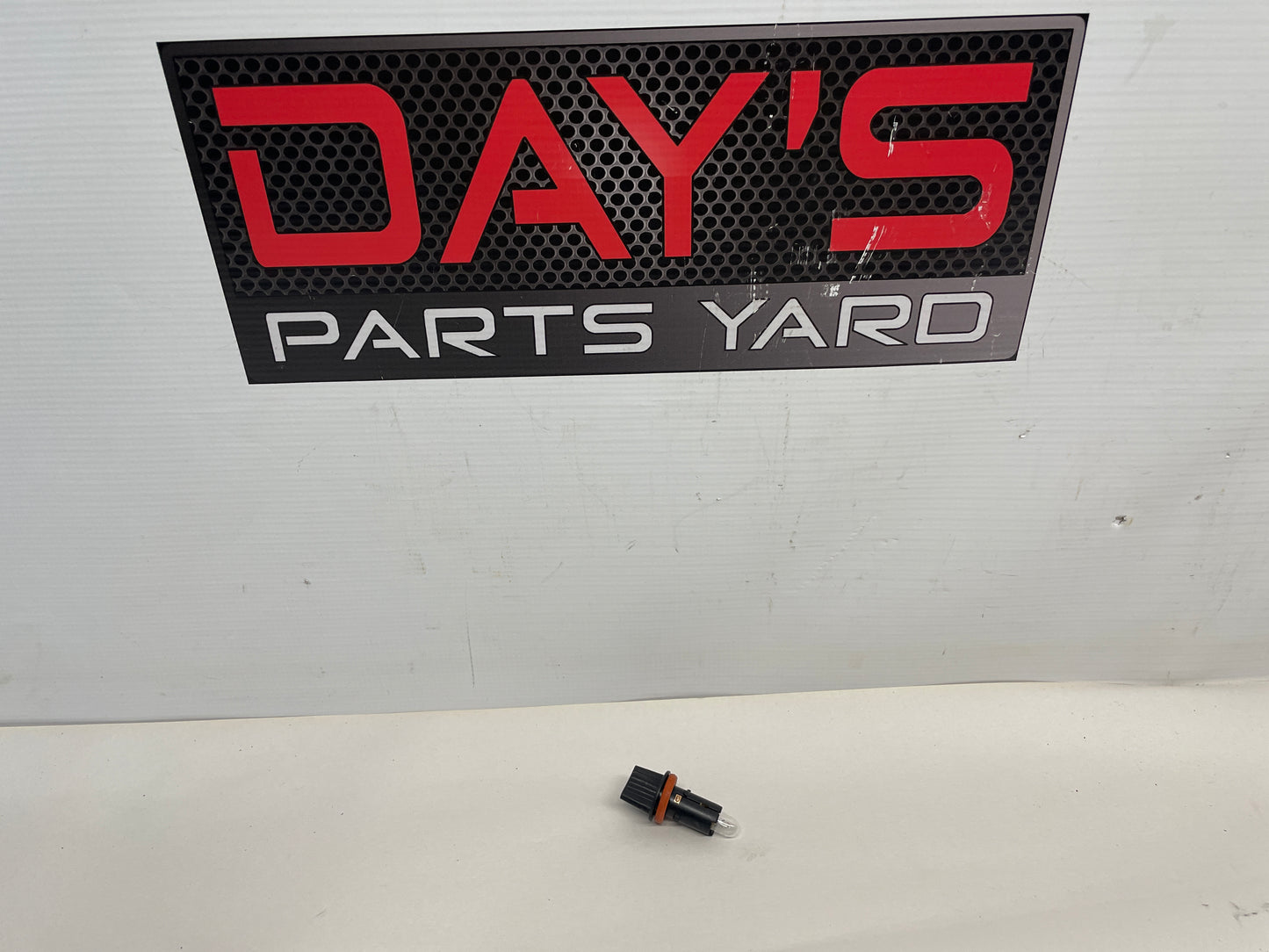 2017 Chevy SS Sedan Headlight Light Market Socket OEM - Day's Parts Yard