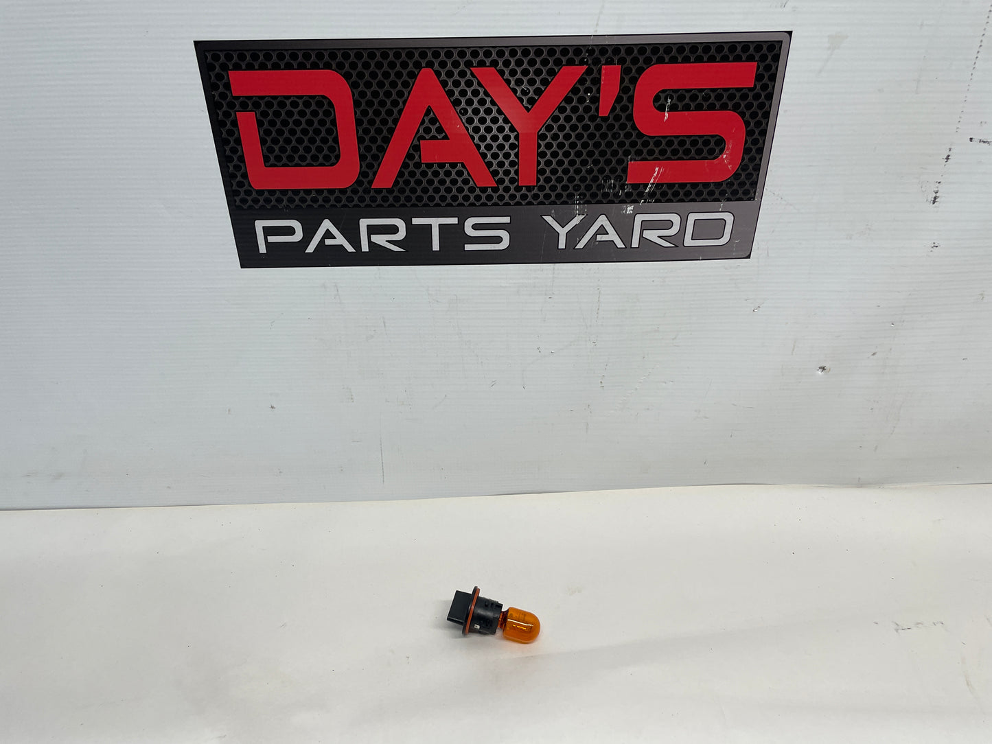 2017 Chevy SS Sedan Headlight Marker Light Socket OEM - Day's Parts Yard