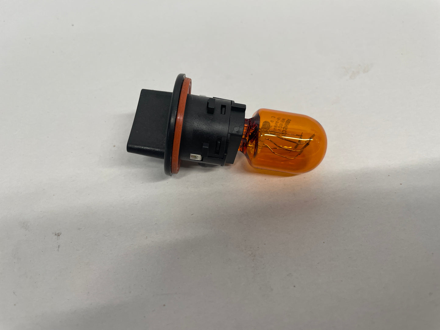 2017 Chevy SS Sedan Headlight Marker Light Socket OEM - Day's Parts Yard
