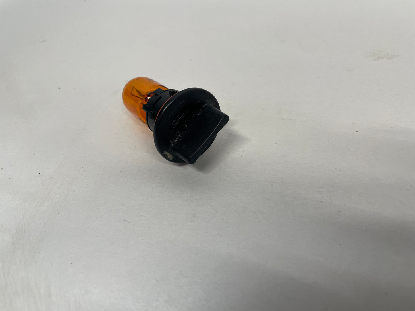 2017 Chevy SS Sedan Headlight Marker Light Socket OEM - Day's Parts Yard