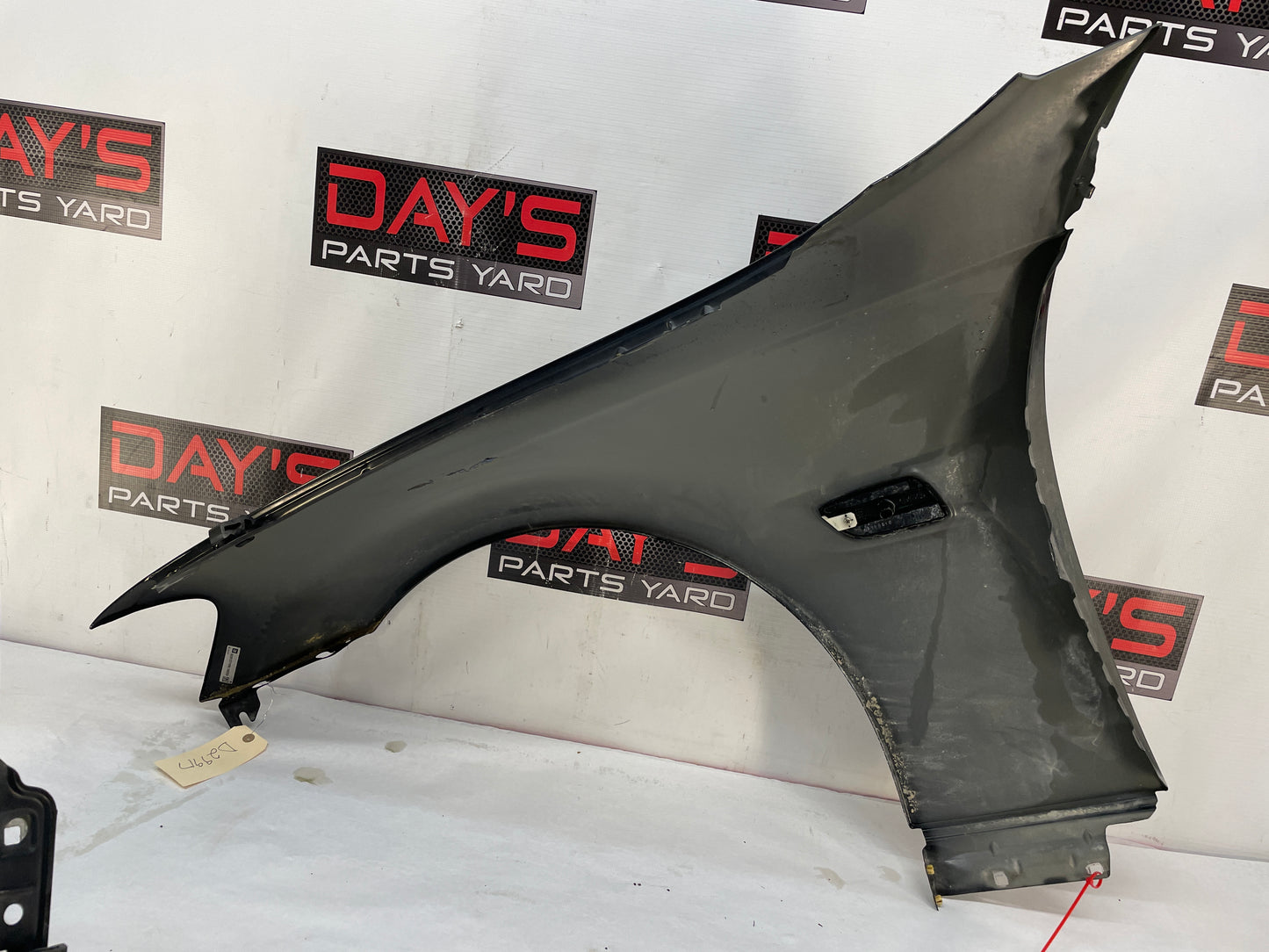 2009 Pontiac G8 RH Passenger Front Fender Black OEM