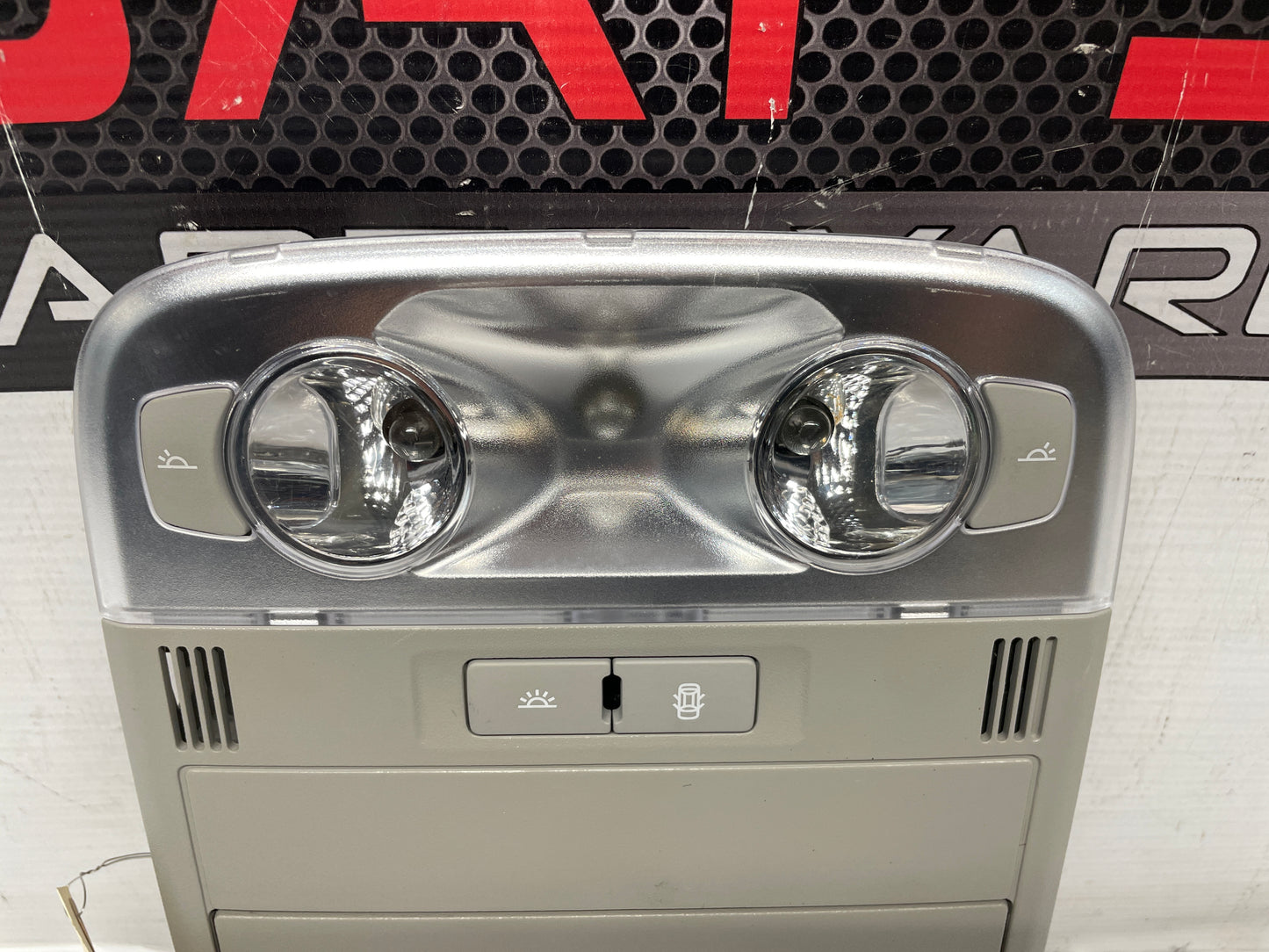 2016 Chevy SS Sedan Overhead Console Dome Light Controls OEM - Day's Parts Yard