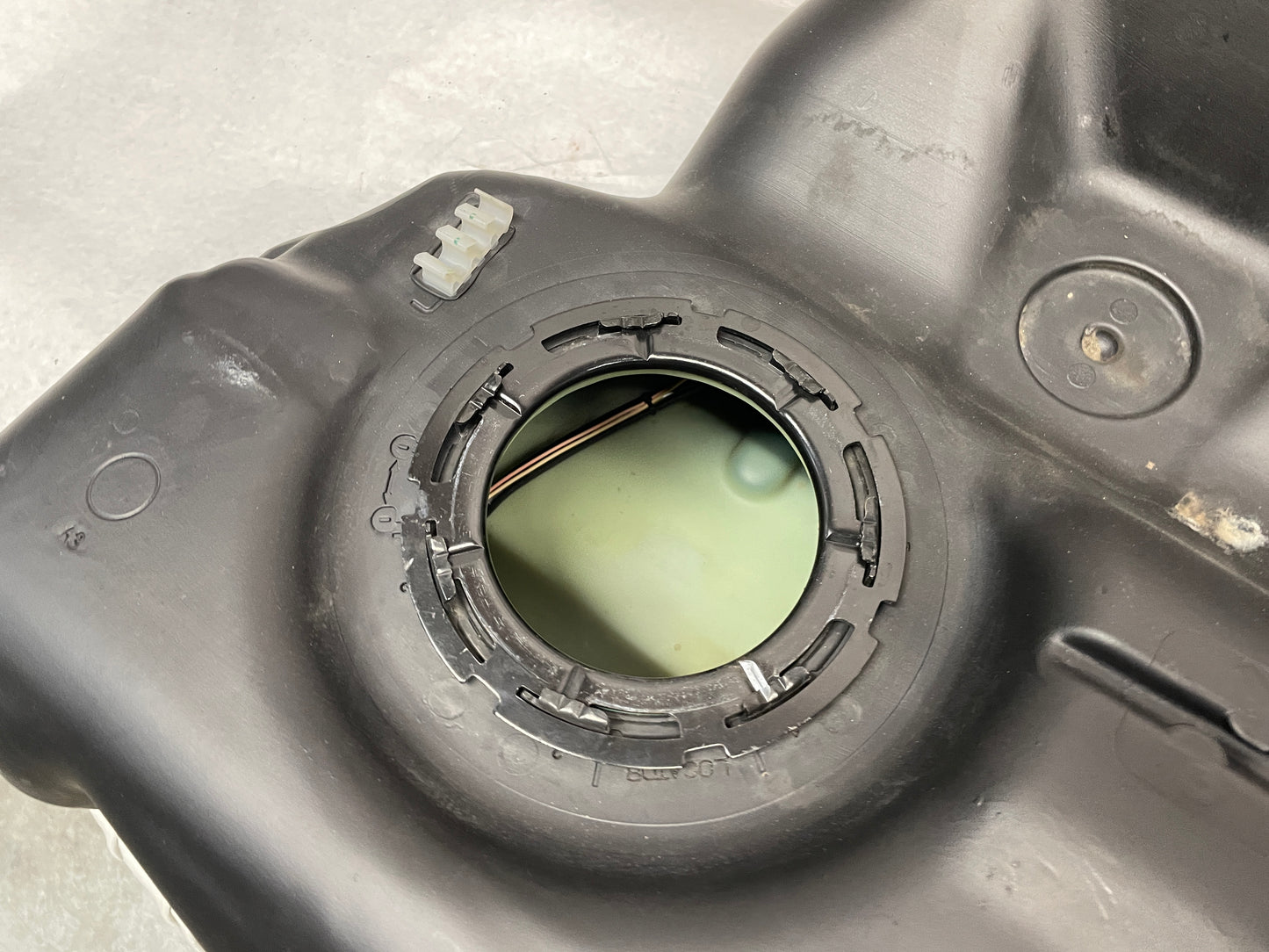 2013 Cadillac CTS-V Coupe Fuel Gas Tank OEM - Day's Parts Yard