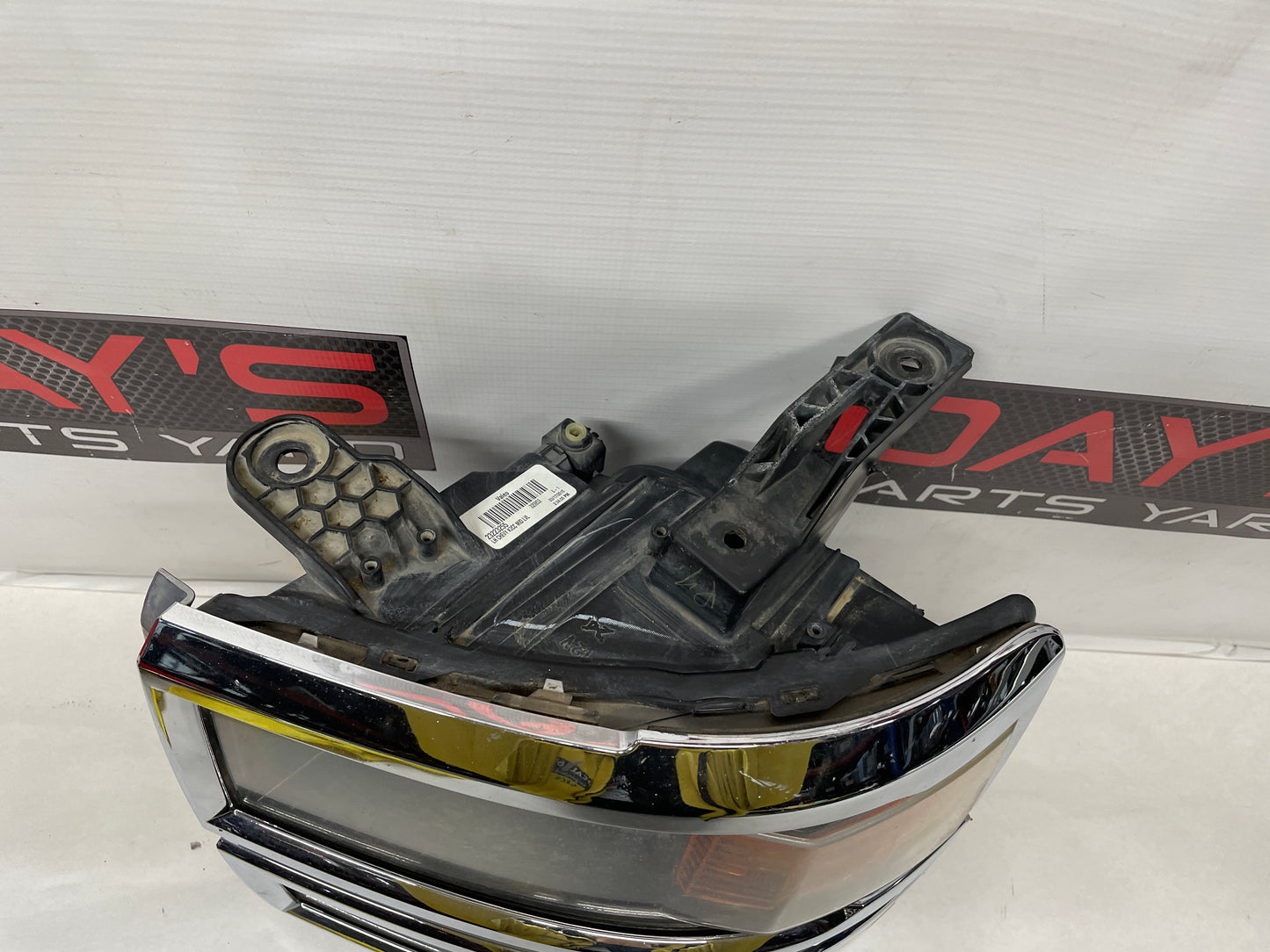 2015 Chevy Silverado K1500 LH Driver Headlight Head LIght OEM - Day's Parts Yard