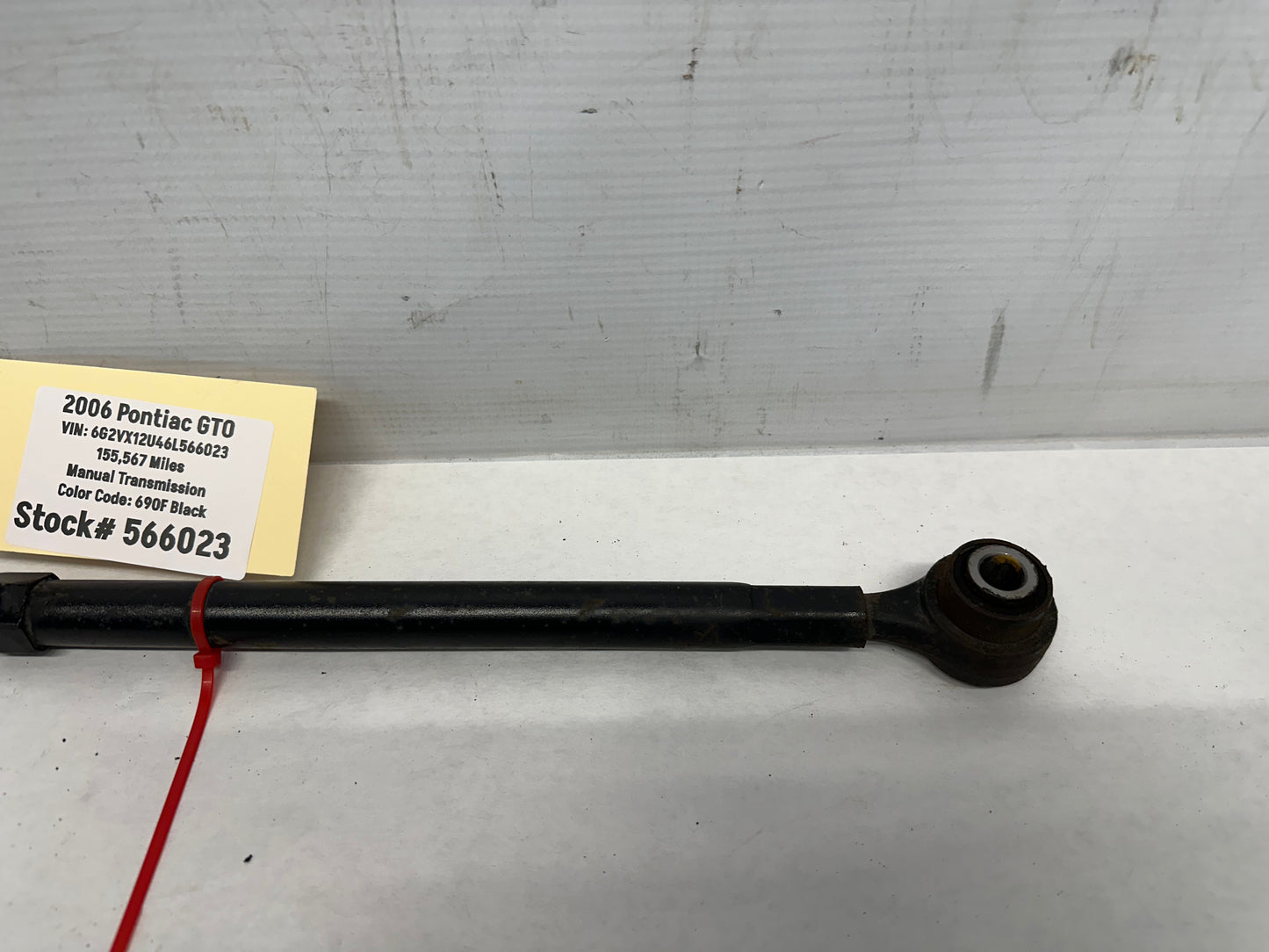 2006 Pontiac GTO RH Passenger Rear Suspension Adjustment Assembly Tie Rod OEM - Day's Parts Yard