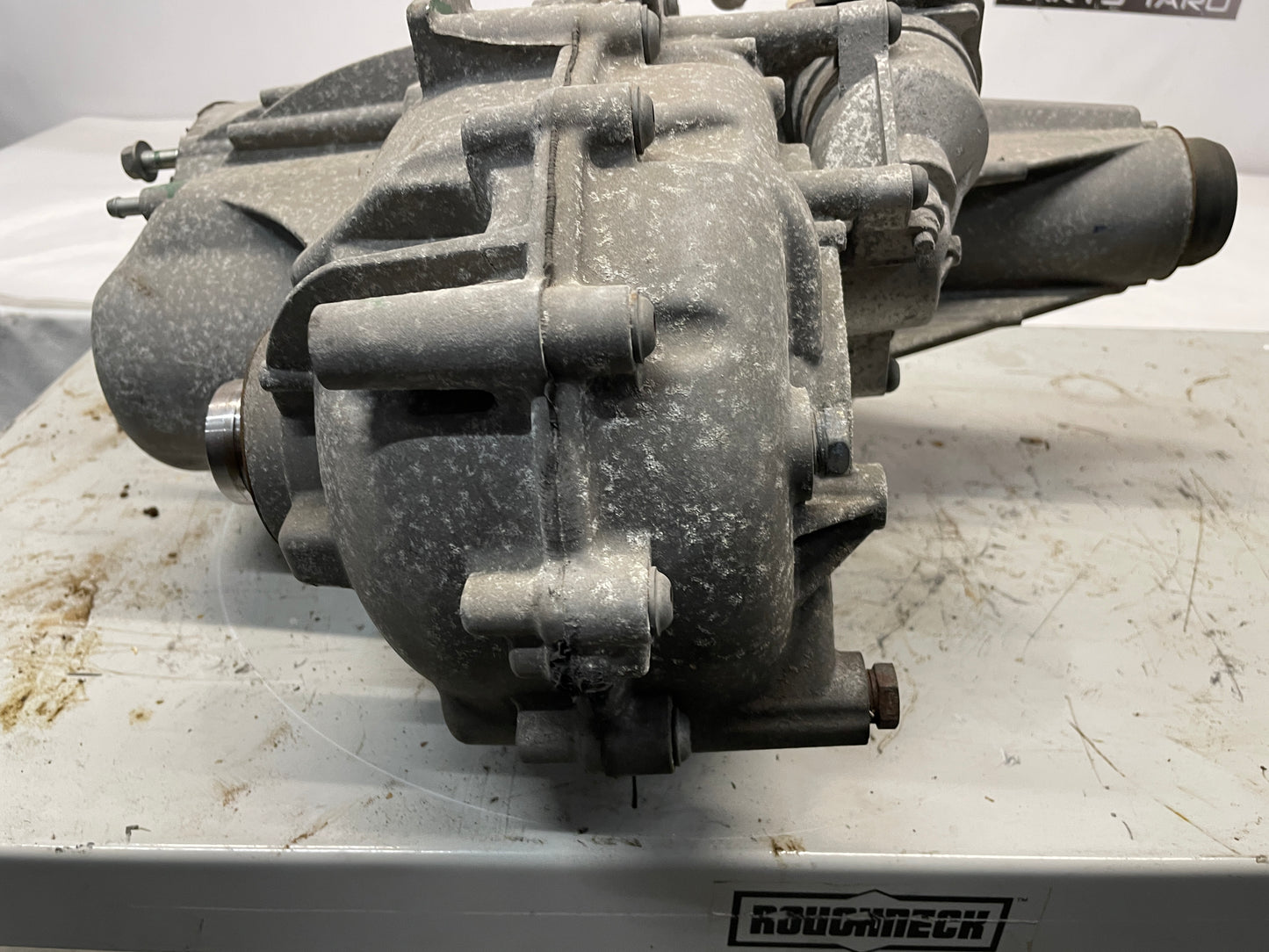 2018 Cadillac Escalade Transfer Case AVV OEM - Day's Parts Yard