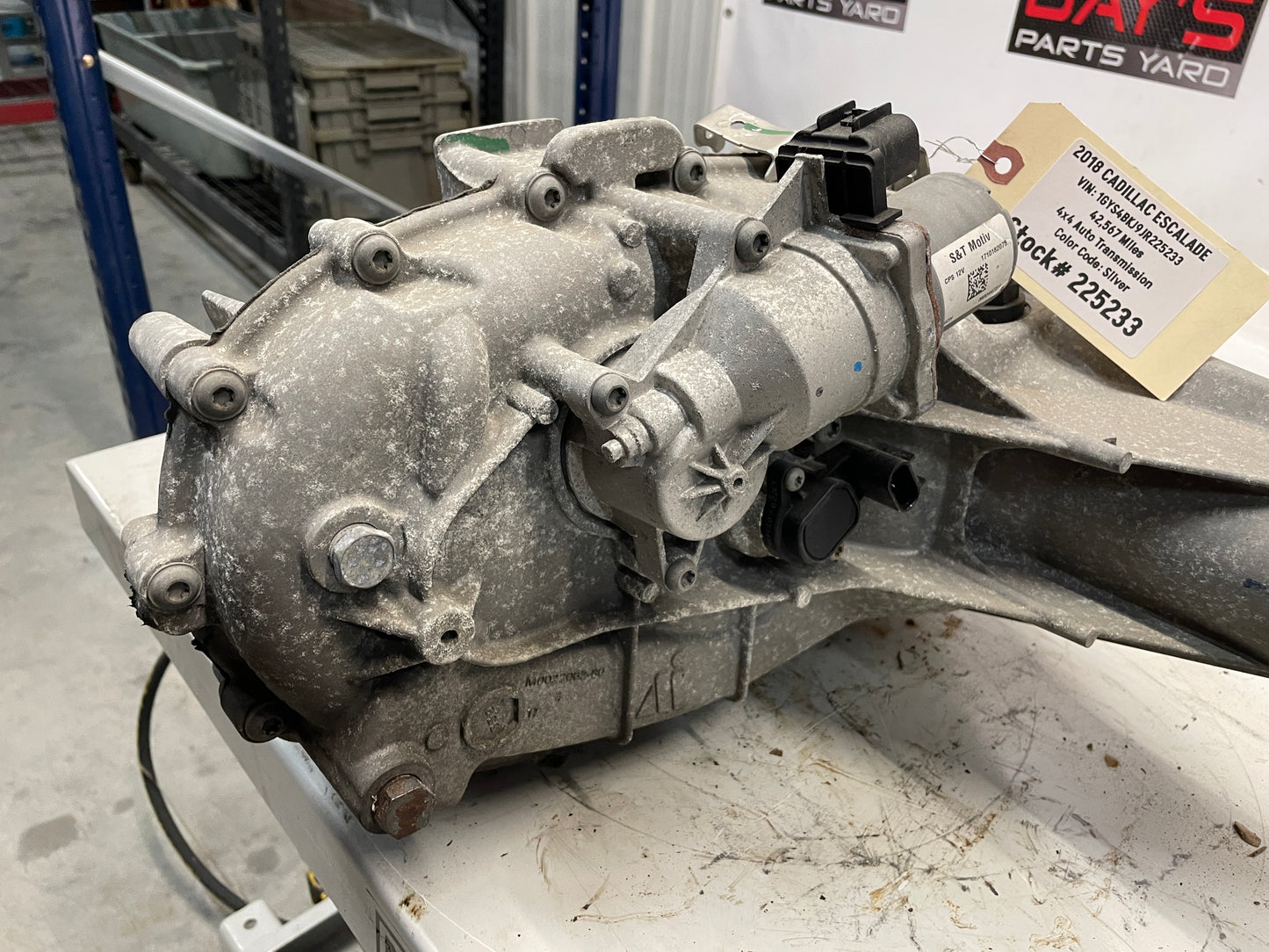 2018 Cadillac Escalade Transfer Case AVV OEM - Day's Parts Yard