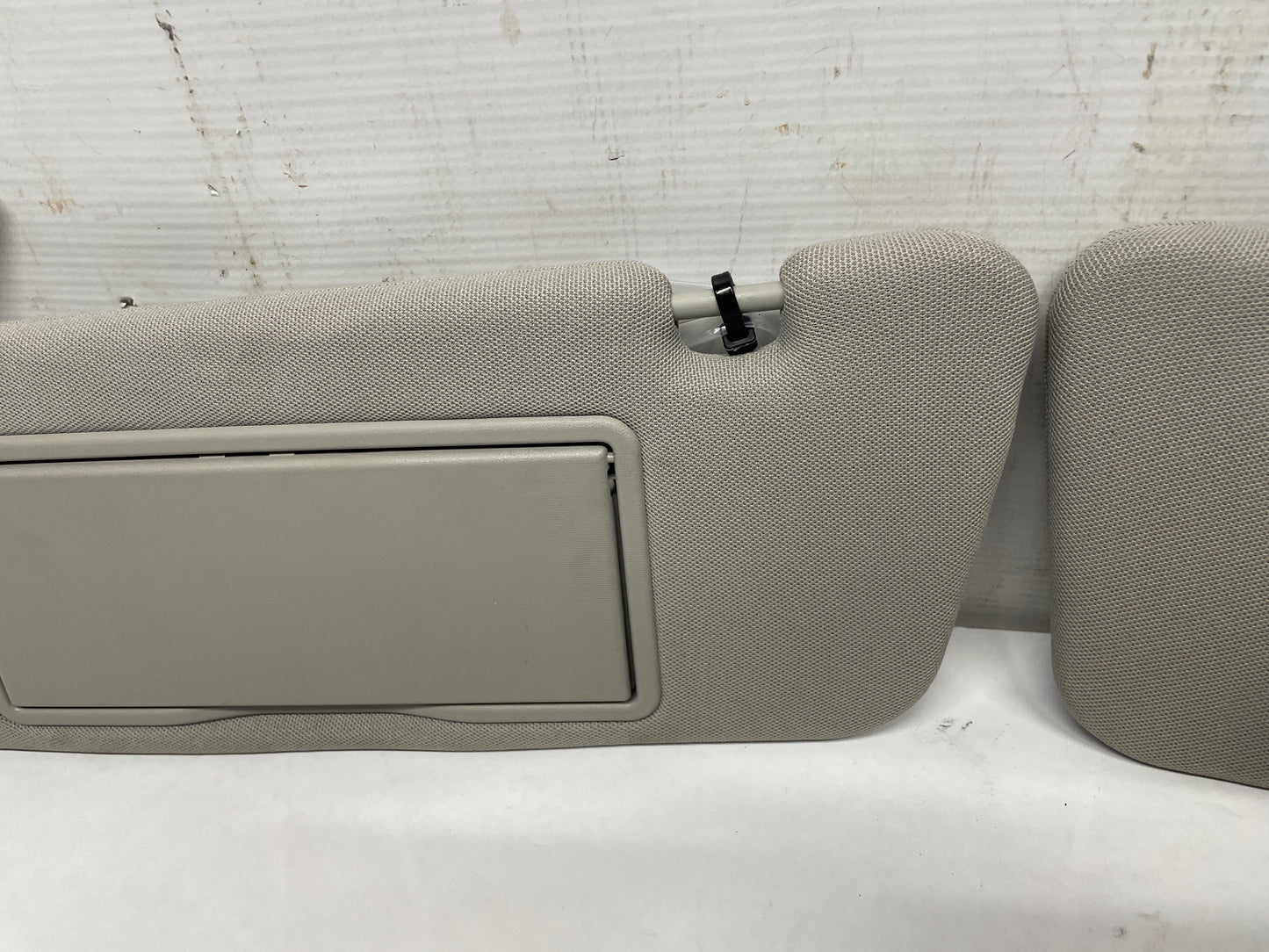 2016 Chevy SS Sedan RH & LH Sun Visor Sunvisor Shade Set w/ Clips OEM - Day's Parts Yard