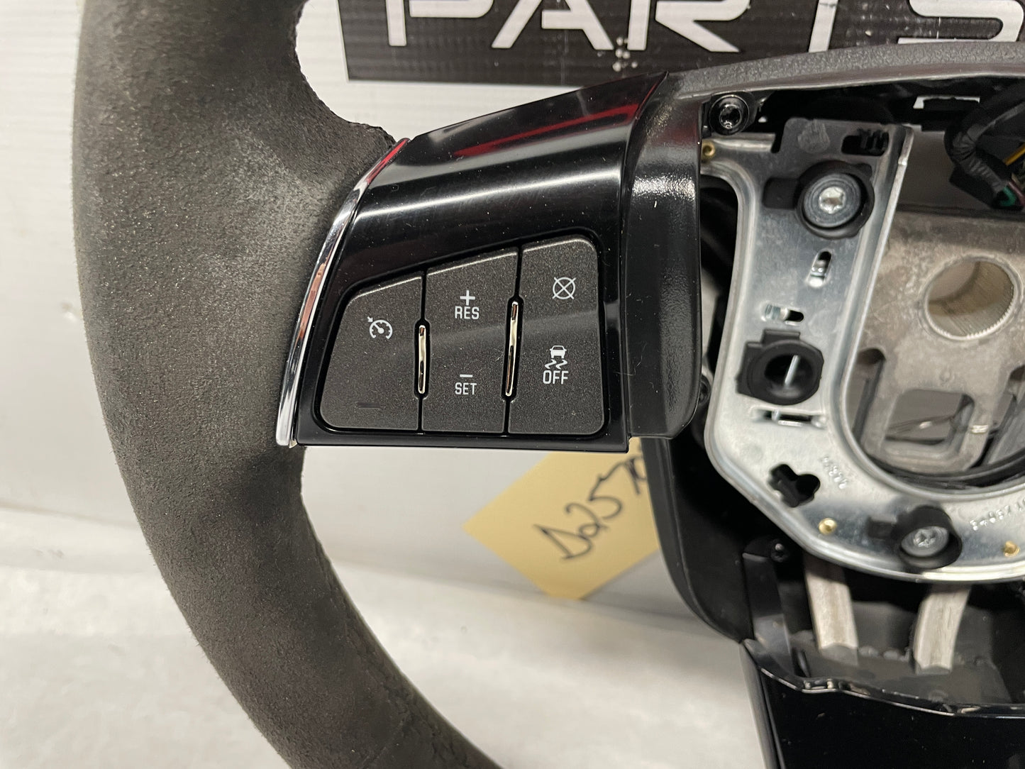 2013 Cadillac CTS-V Coupe Steering Wheel w/ Controls OEM - Day's Parts Yard