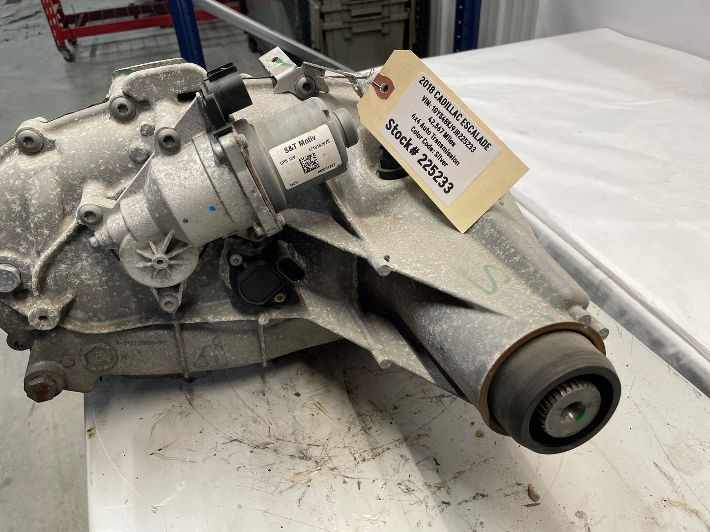 2018 Cadillac Escalade Transfer Case AVV OEM - Day's Parts Yard