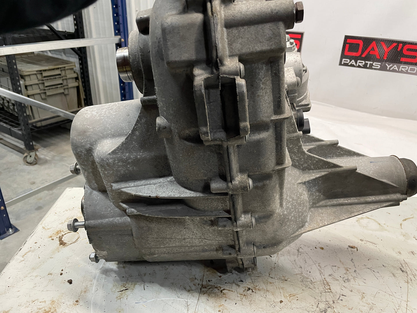 2018 Cadillac Escalade Transfer Case AVV OEM - Day's Parts Yard