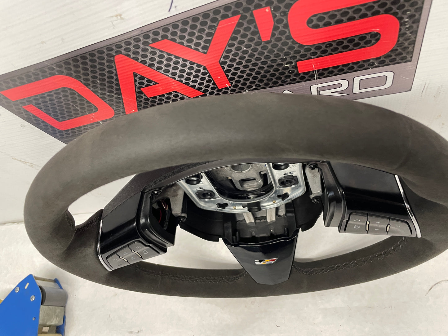2013 Cadillac CTS-V Coupe Steering Wheel w/ Controls OEM - Day's Parts Yard