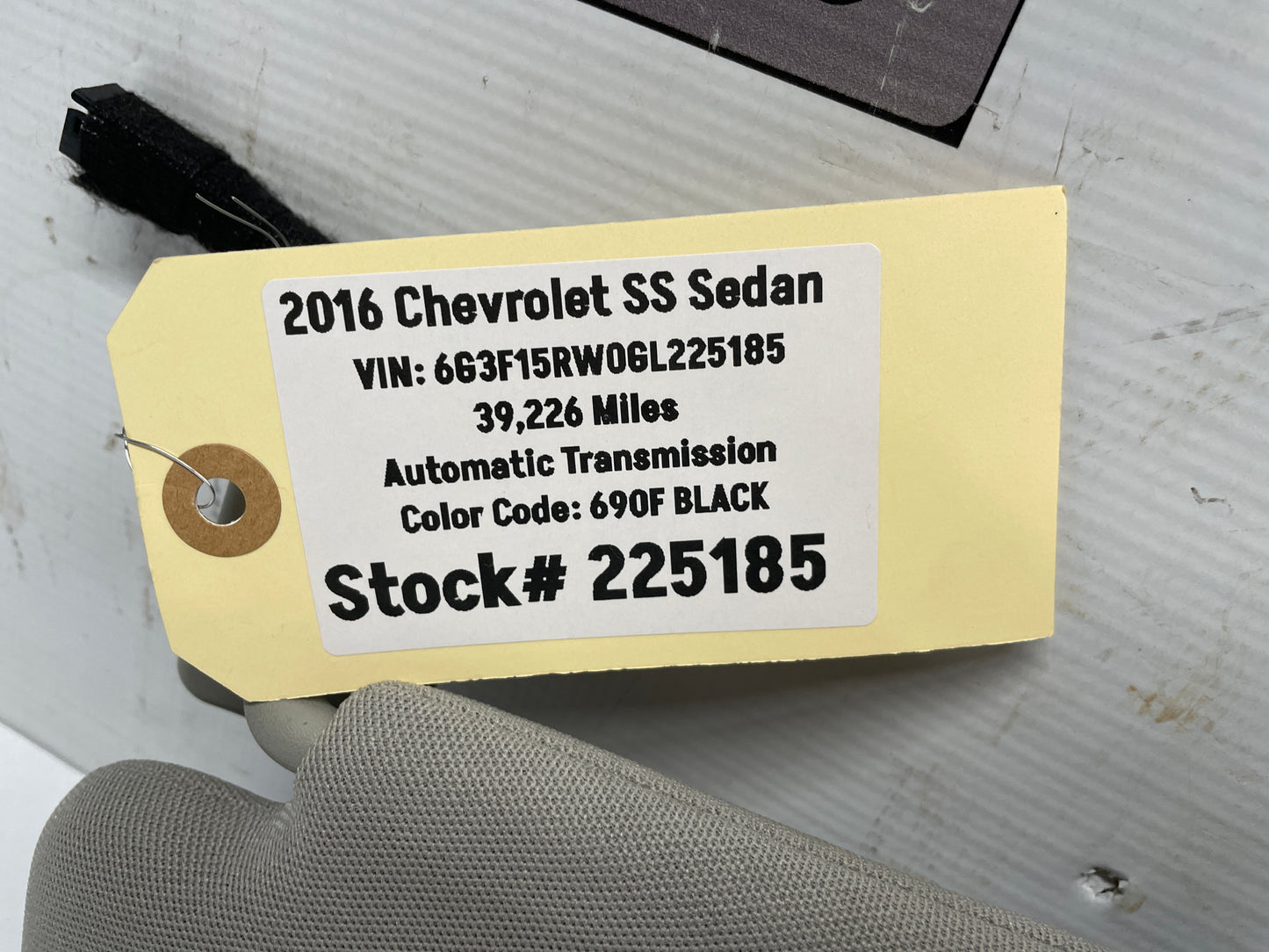 2016 Chevy SS Sedan RH & LH Sun Visor Sunvisor Shade Set w/ Clips OEM - Day's Parts Yard