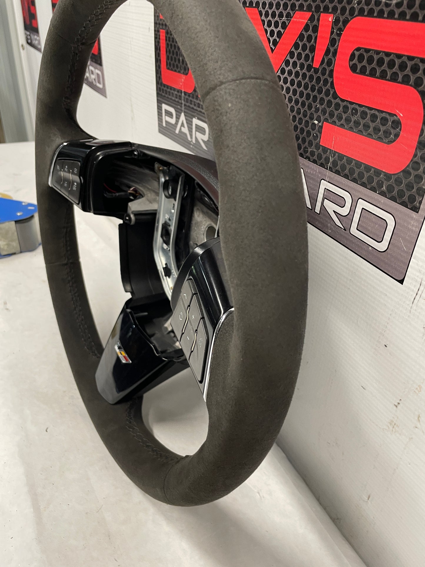 2013 Cadillac CTS-V Coupe Steering Wheel w/ Controls OEM - Day's Parts Yard