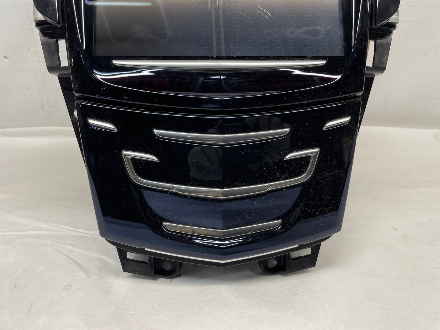 2018 Cadillac CTS-V CUE Infotainment Screen Digitizer Display OEM - Day's Parts Yard