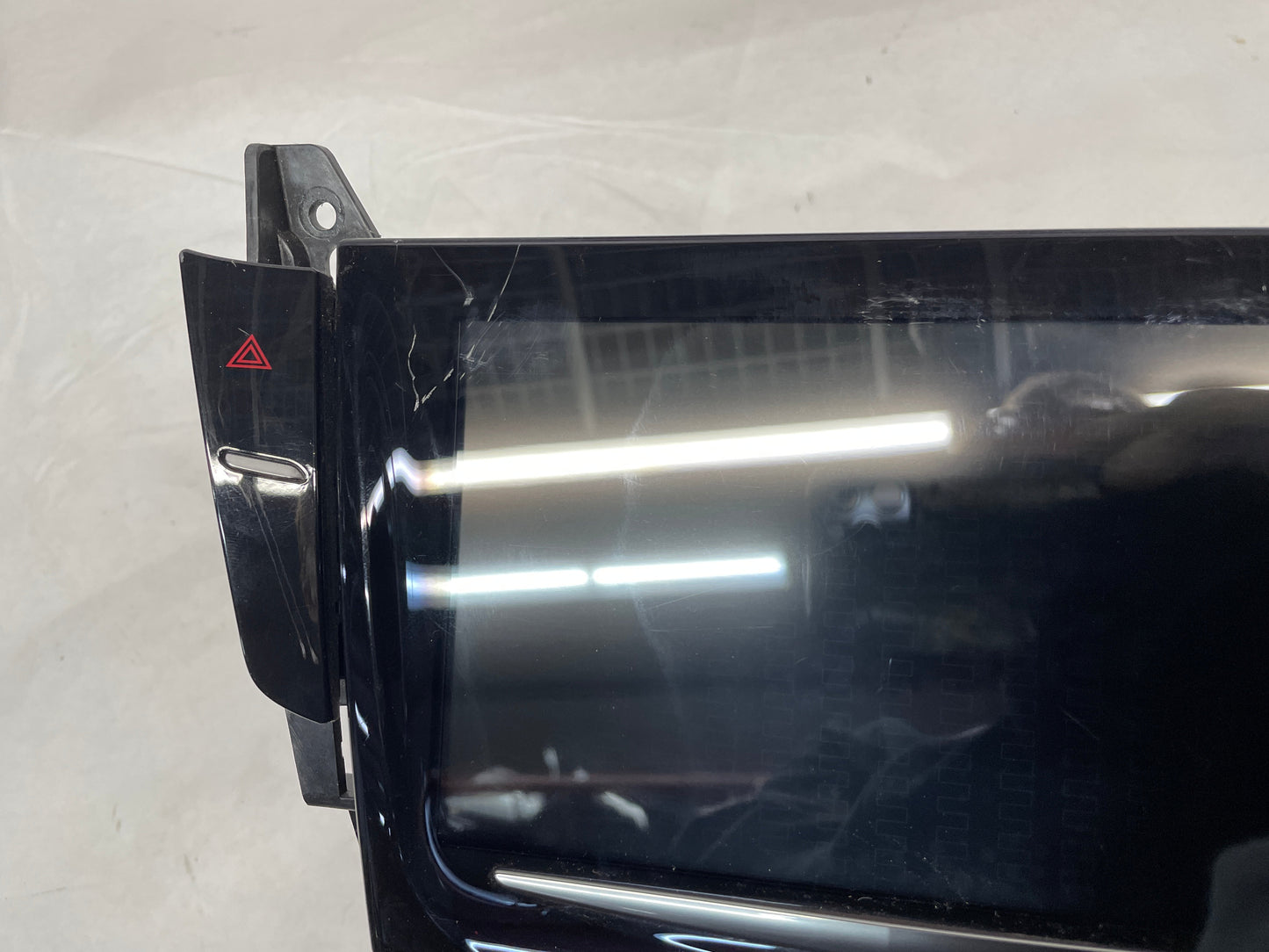 2018 Cadillac CTS-V CUE Infotainment Screen Digitizer Display OEM - Day's Parts Yard