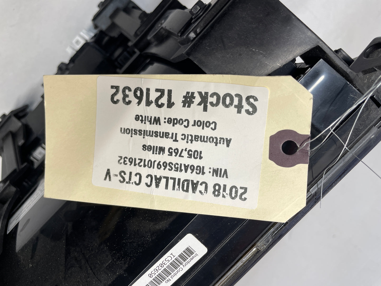 2018 Cadillac CTS-V CUE Infotainment Screen Digitizer Display OEM - Day's Parts Yard